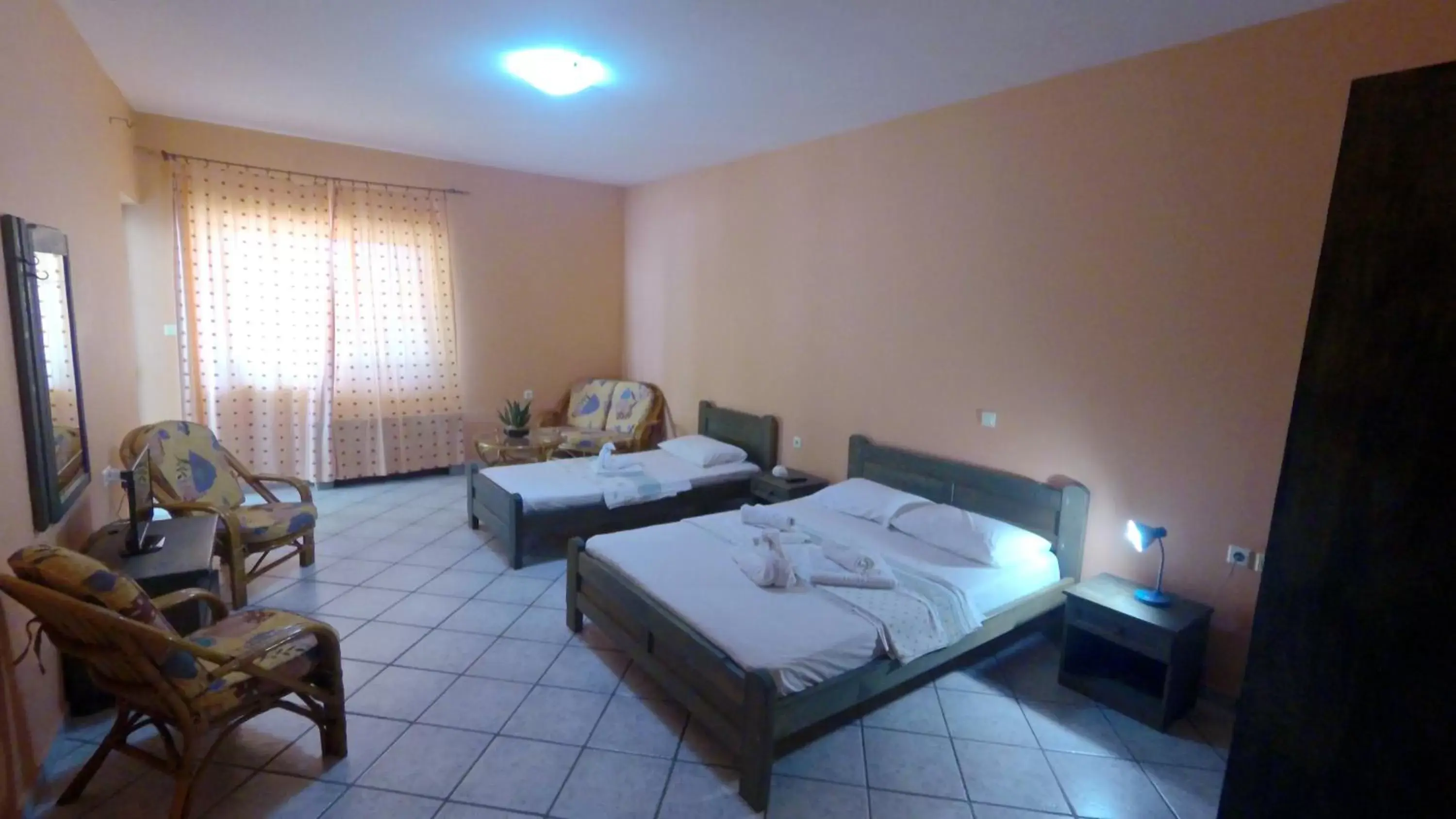 Two-Bedroom Apartment in Hotel Zeus Two-Bedroom Apartment in Hotel Zeus