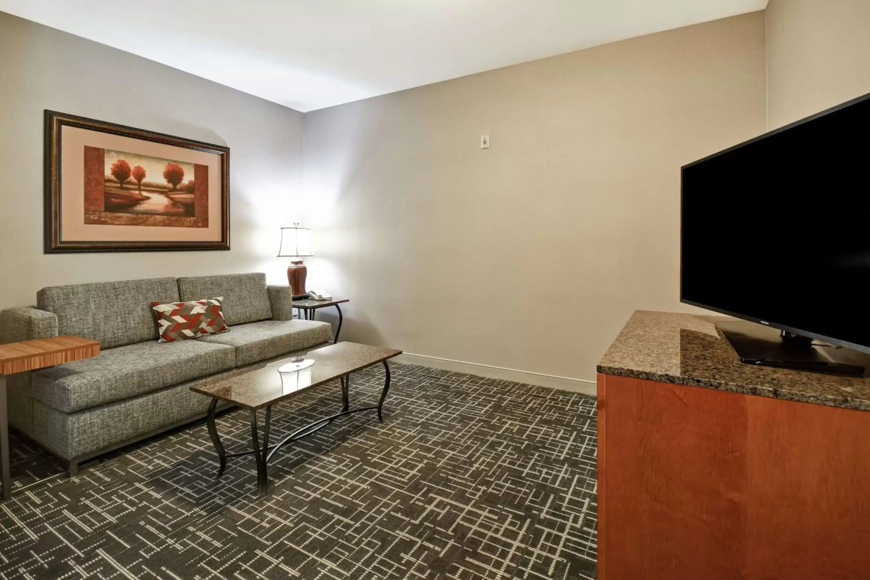Living room, Seating Area in Hampton Inn & Suites Salt Lake City-West Jordan