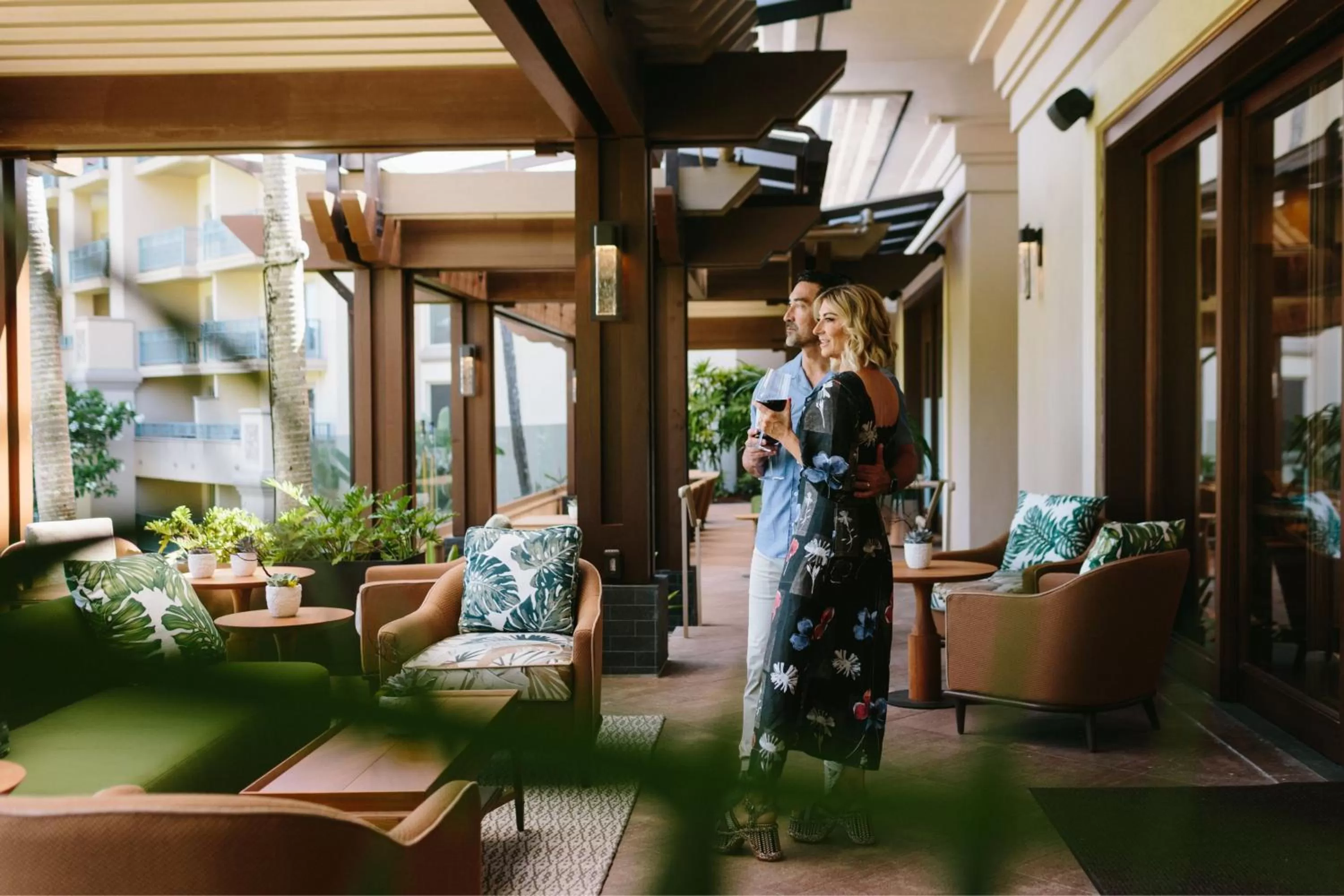 Lounge or bar in The Ritz-Carlton Maui, Kapalua