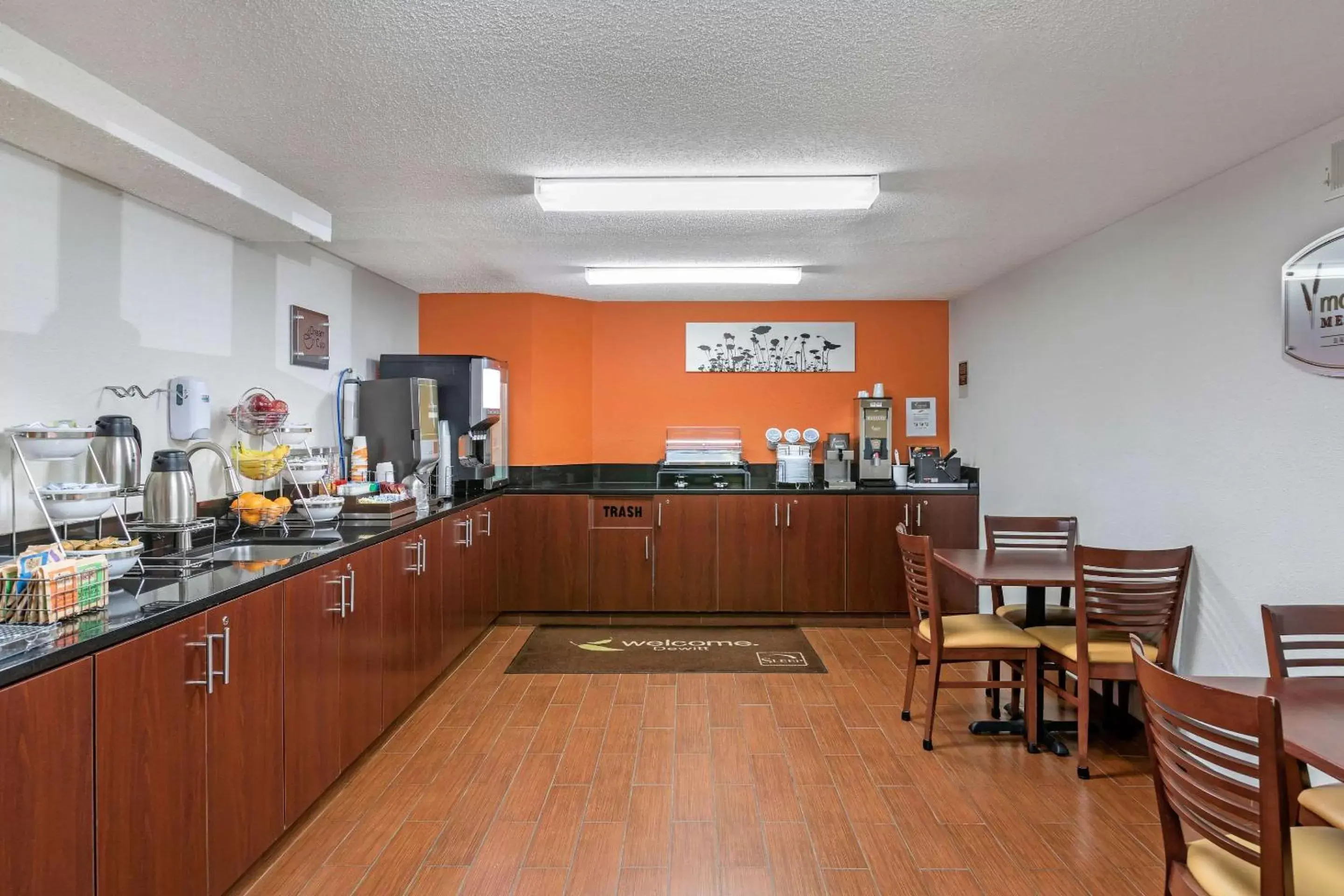 Restaurant/places to eat in Sleep Inn DeWitt - Lansing North Restaurant/places to eat in Sleep Inn DeWitt - Lansing North