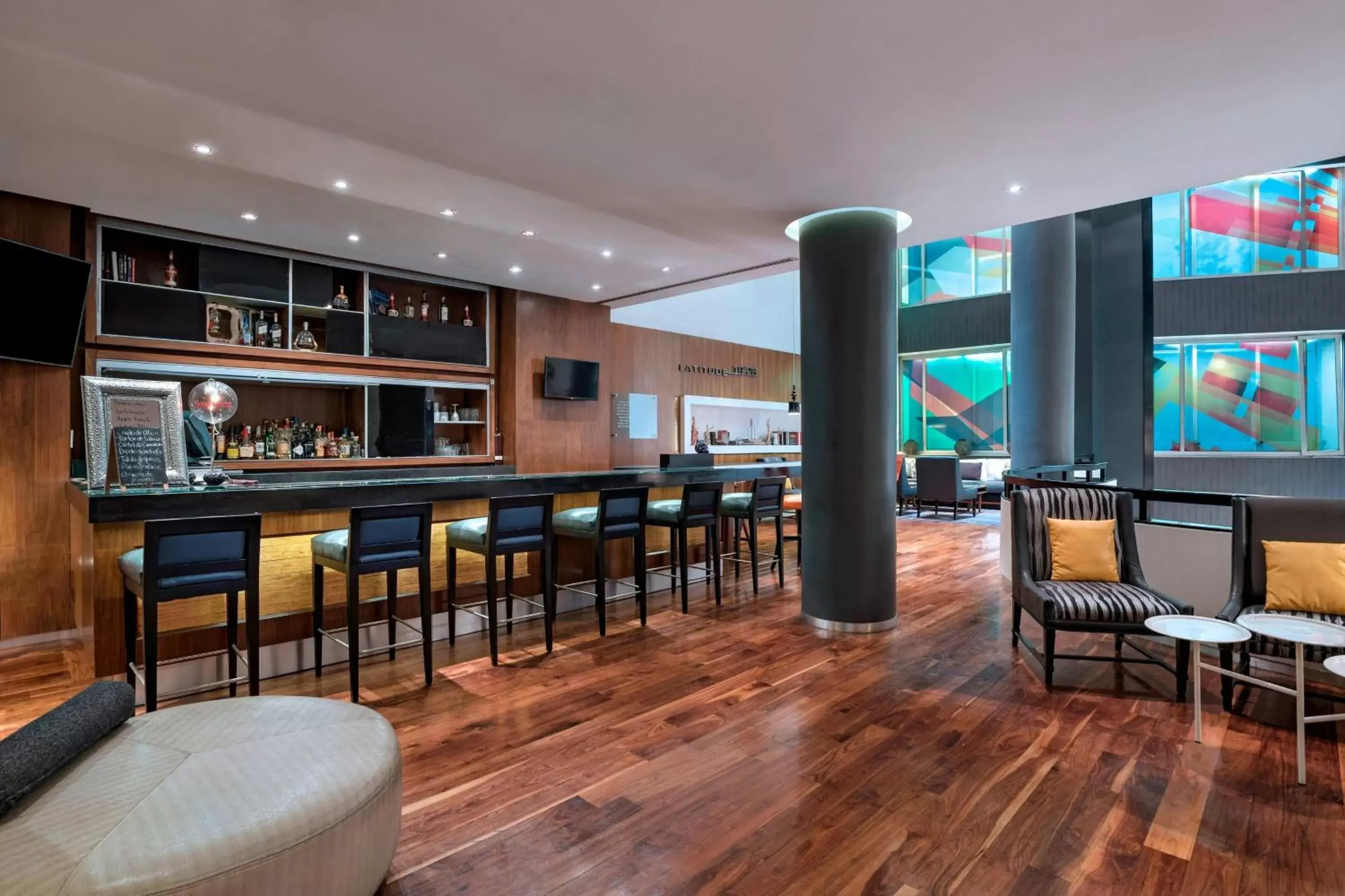 Restaurant/places to eat, Lounge/Bar in Le Meridien Mexico City