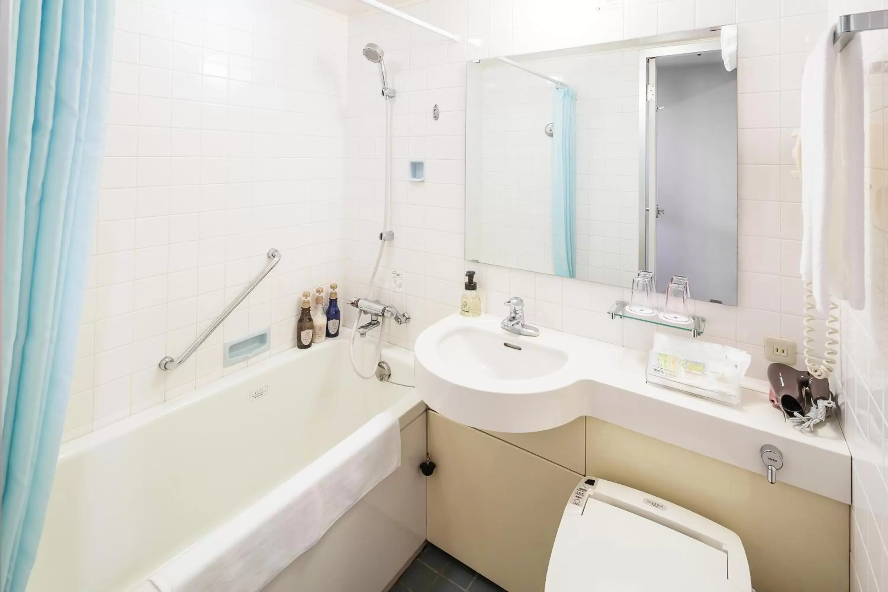 Standard Double Room - single occupancy - Non-Smoking in HOTEL MYSTAYS Matsuyama Standard Double Room - single occupancy - Non-Smoking in HOTEL MYSTAYS Matsuyama