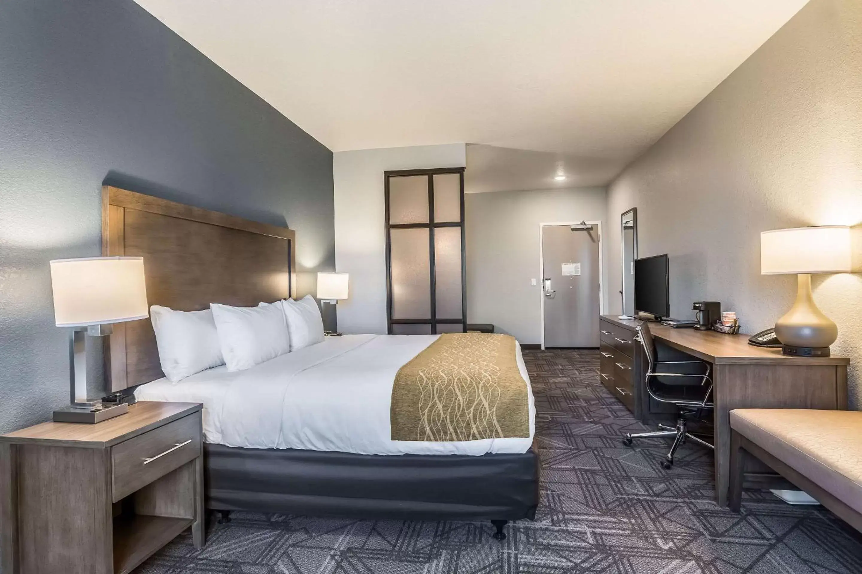 Bedroom in Comfort Inn & Suites Salt Lake City Airport