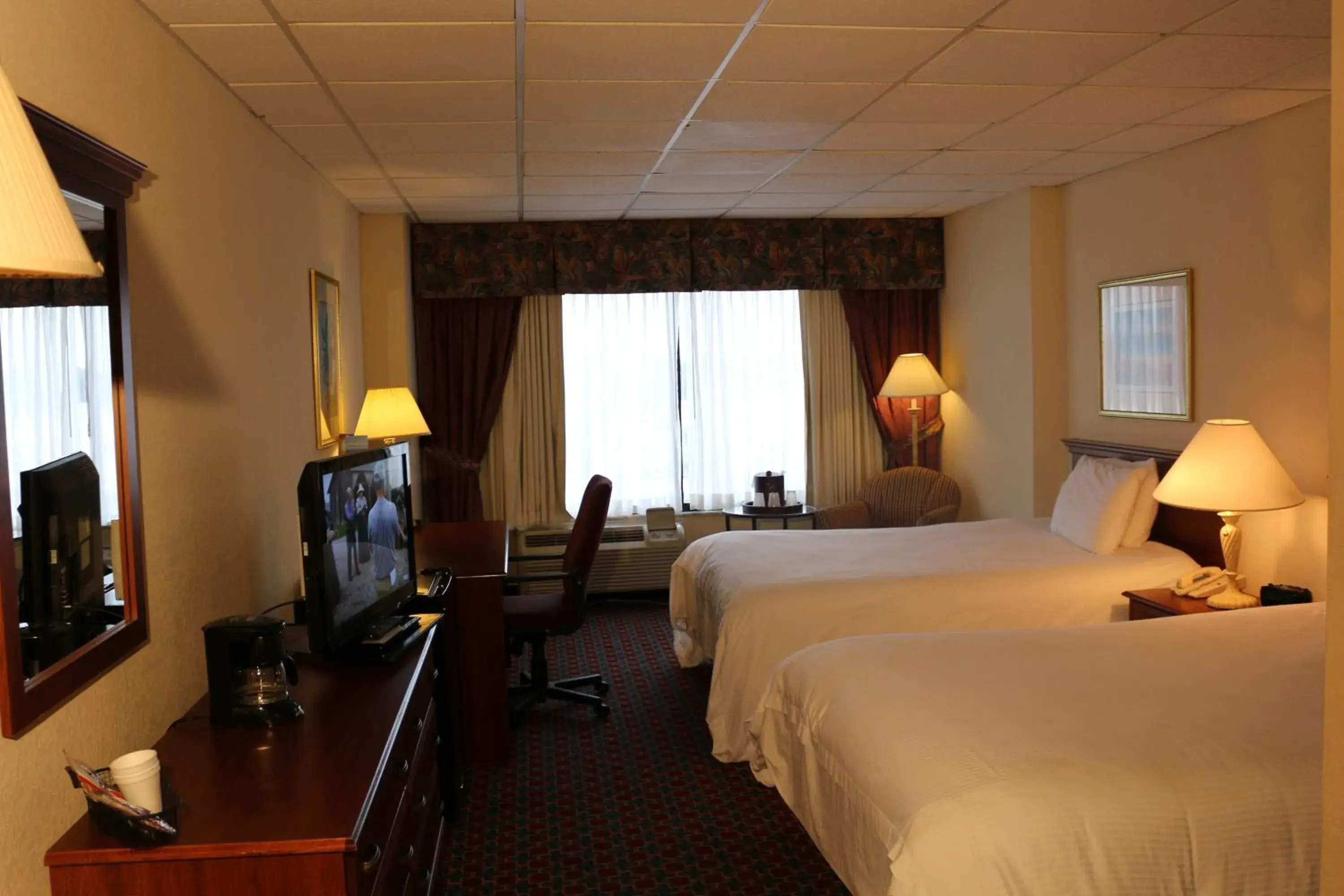 Double Room with Two Double Beds - Non-Smoking in Imperial Swan Hotel and Suites Lakeland