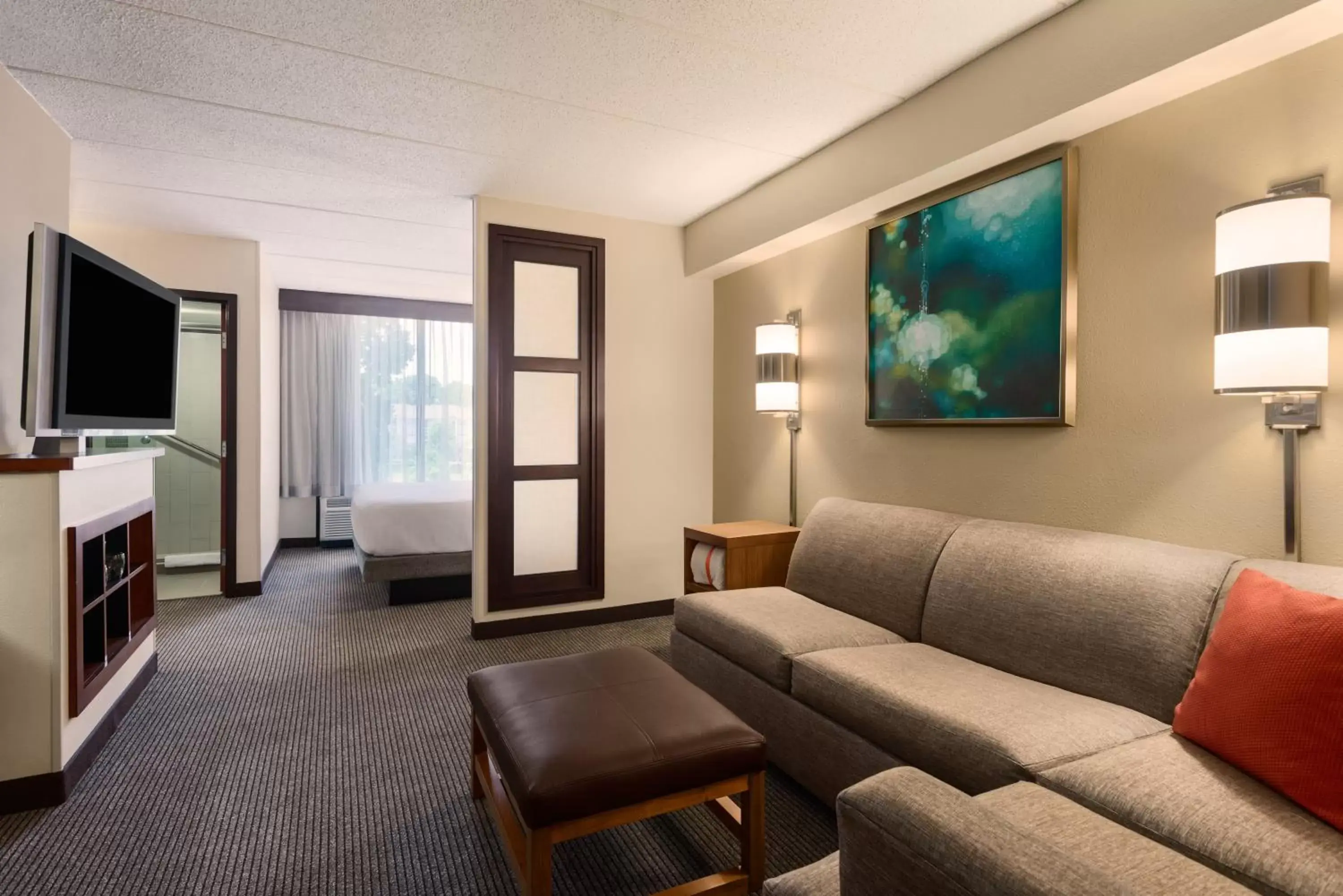 Living room, Seating Area in Hyatt Place Baltimore Owings Mills