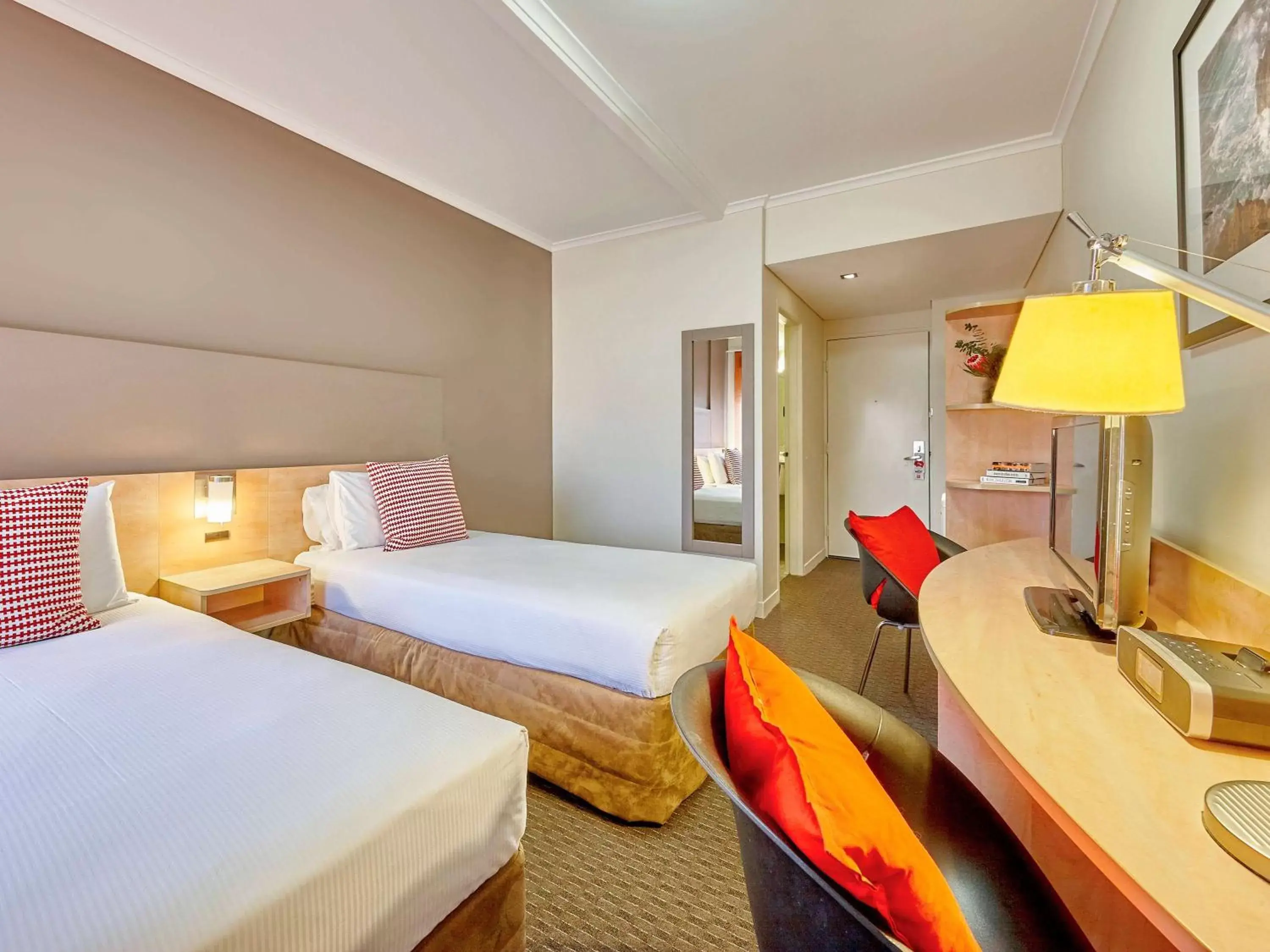 Photo of the whole room, Bed in ibis Perth