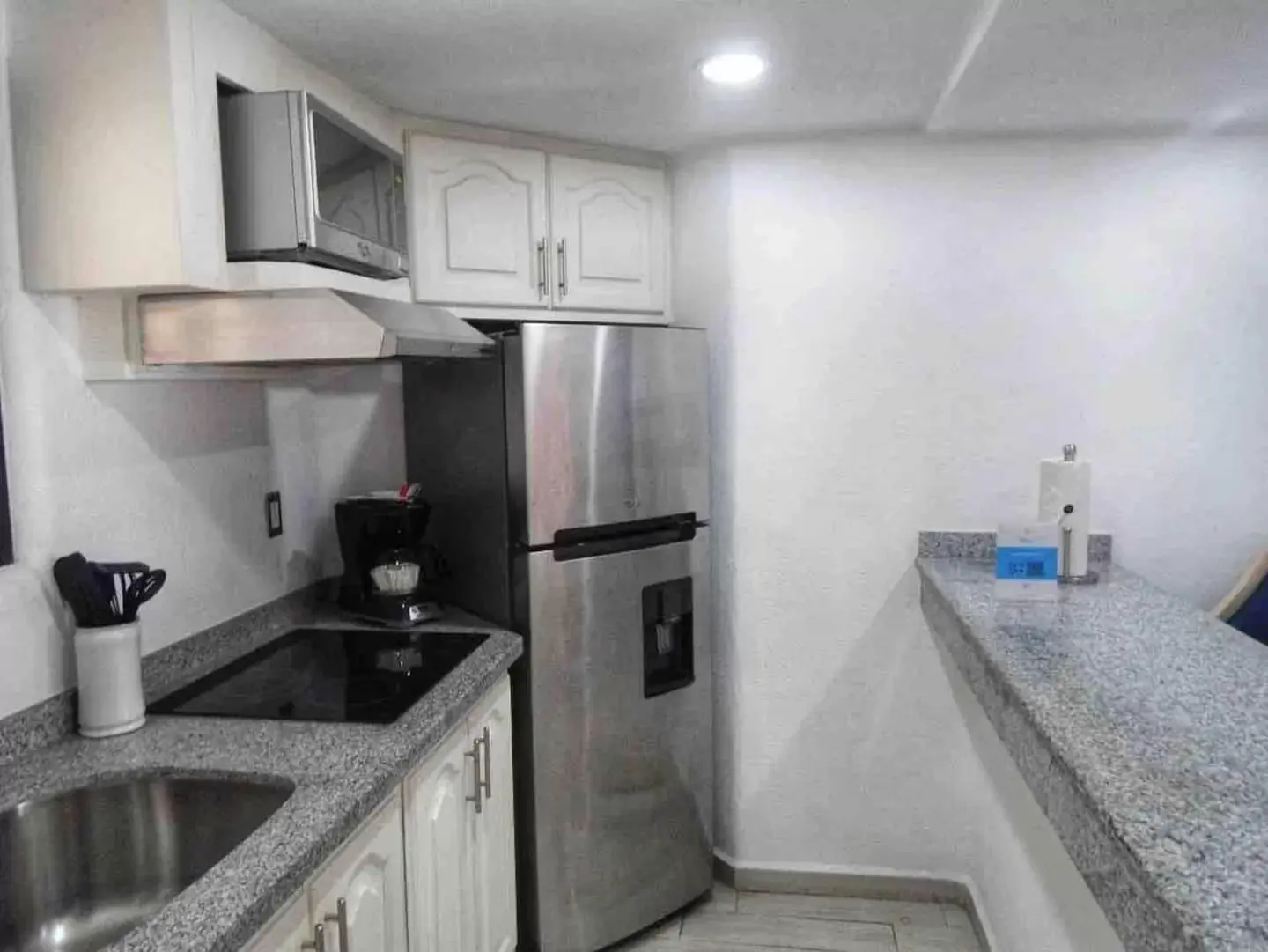 Kitchen/Kitchenette in Studio At Marina Los Cabos