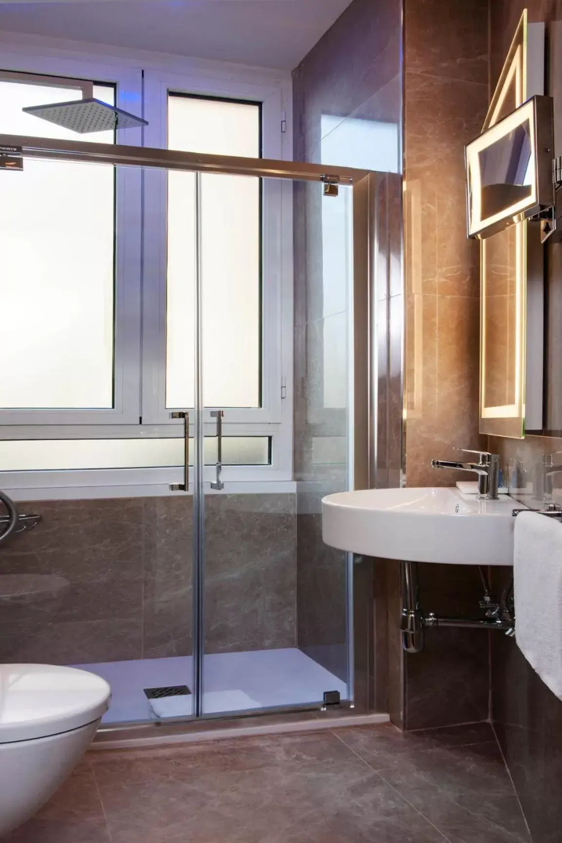 Shower, Bathroom in Radisson Blu GHR Rome