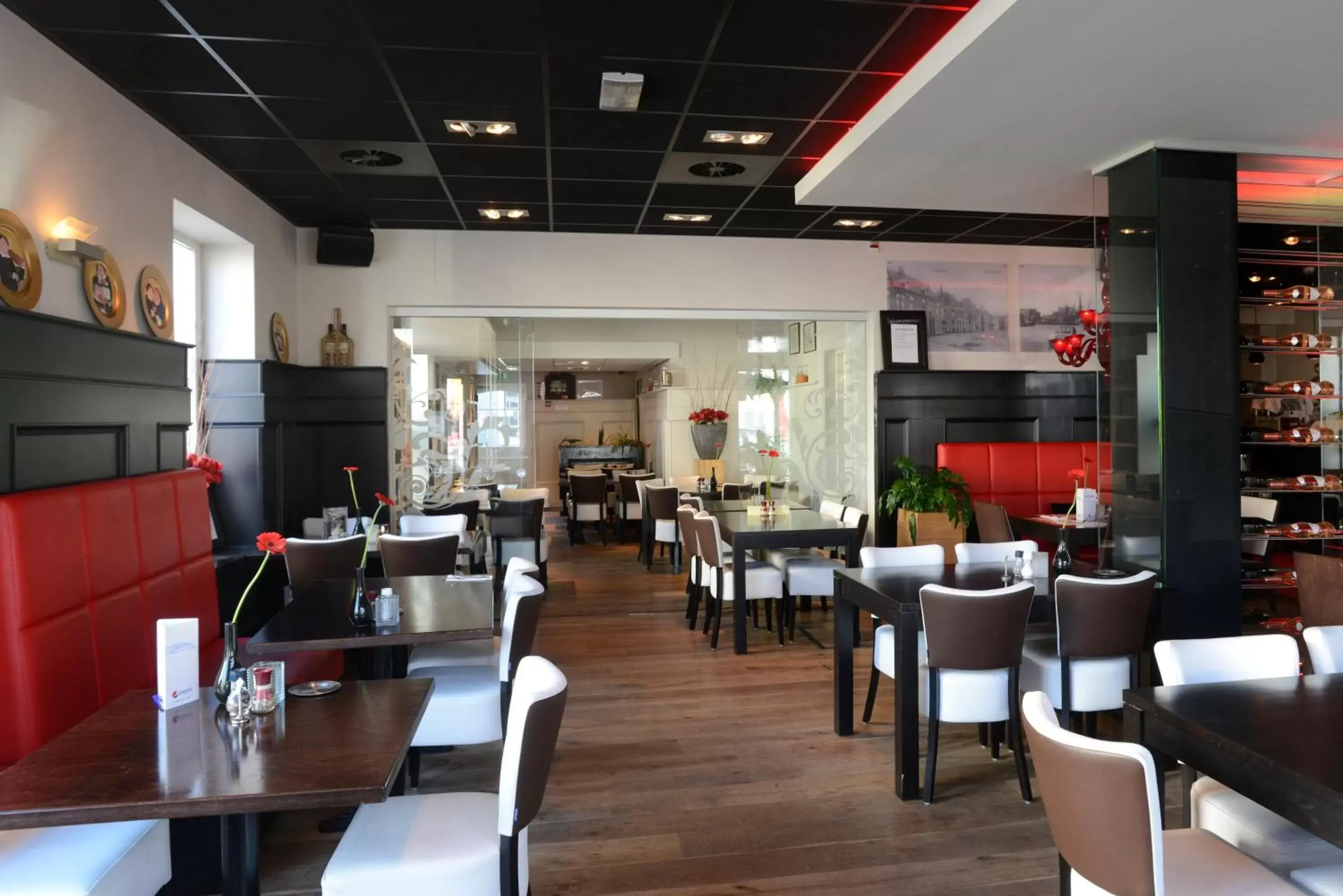 Restaurant/Places to Eat in Hotel Benno