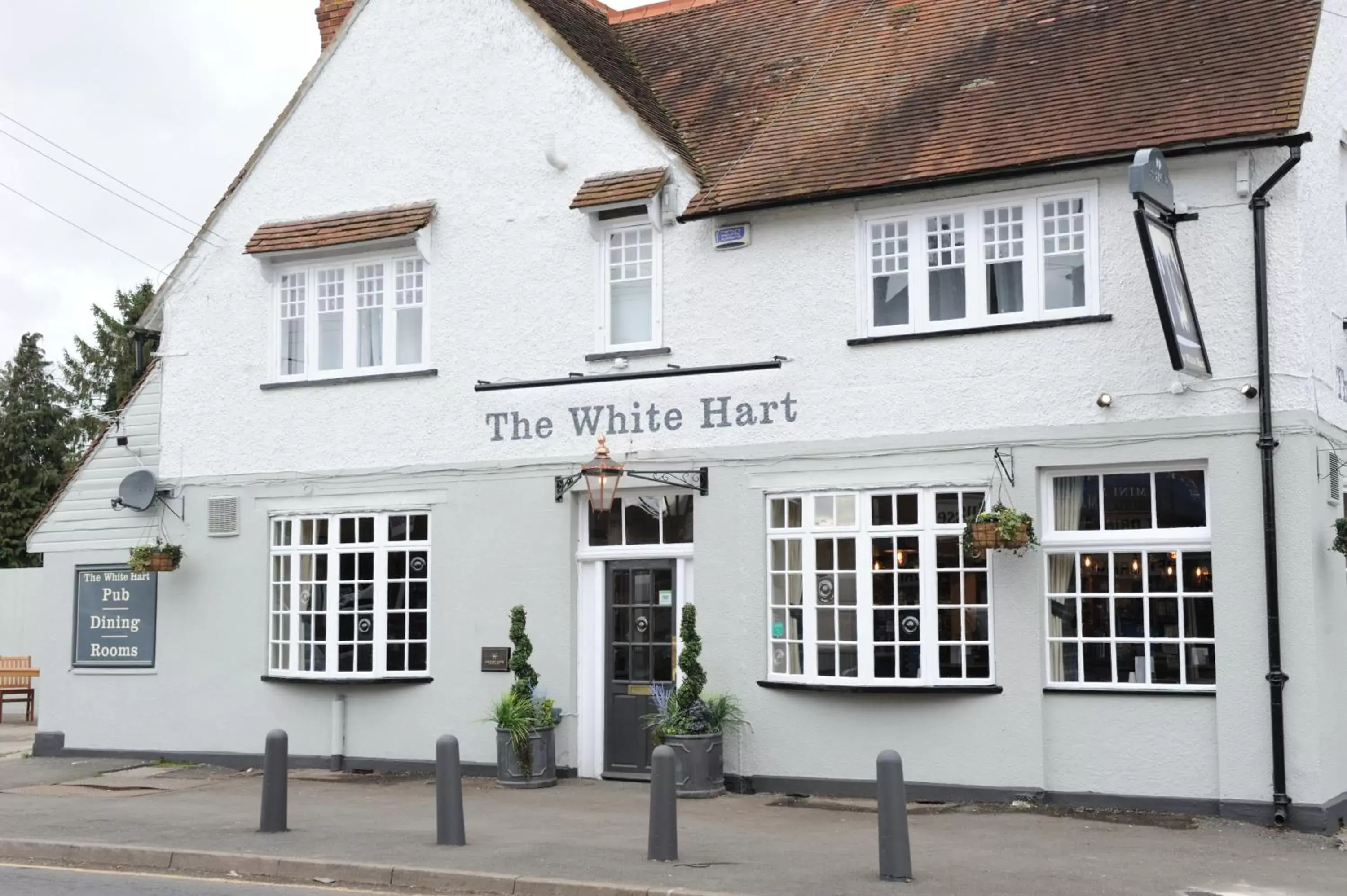 Property Building in White Hart by Chef & Brewer Collection