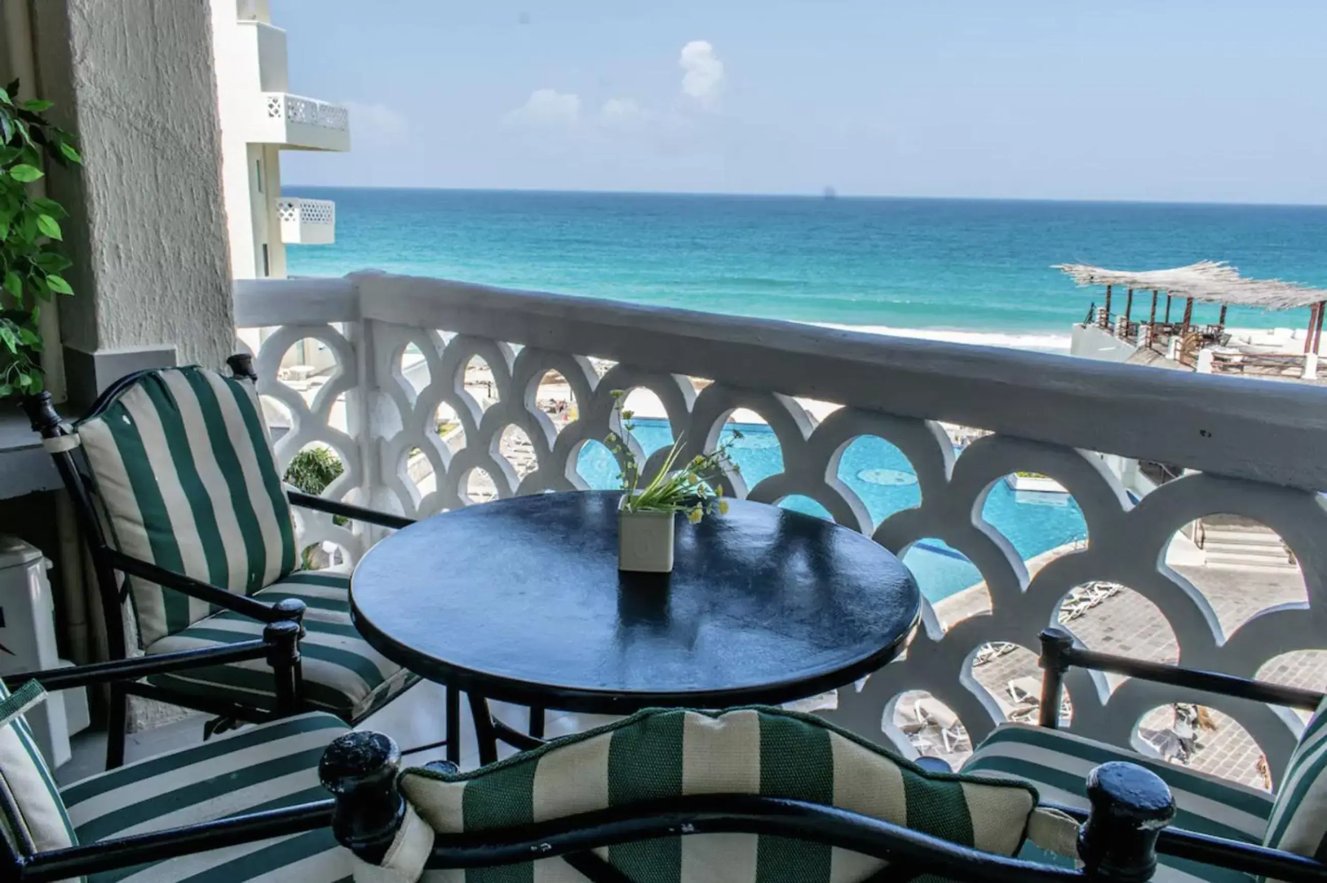 Sea View in Cancun Beach&Sunrise