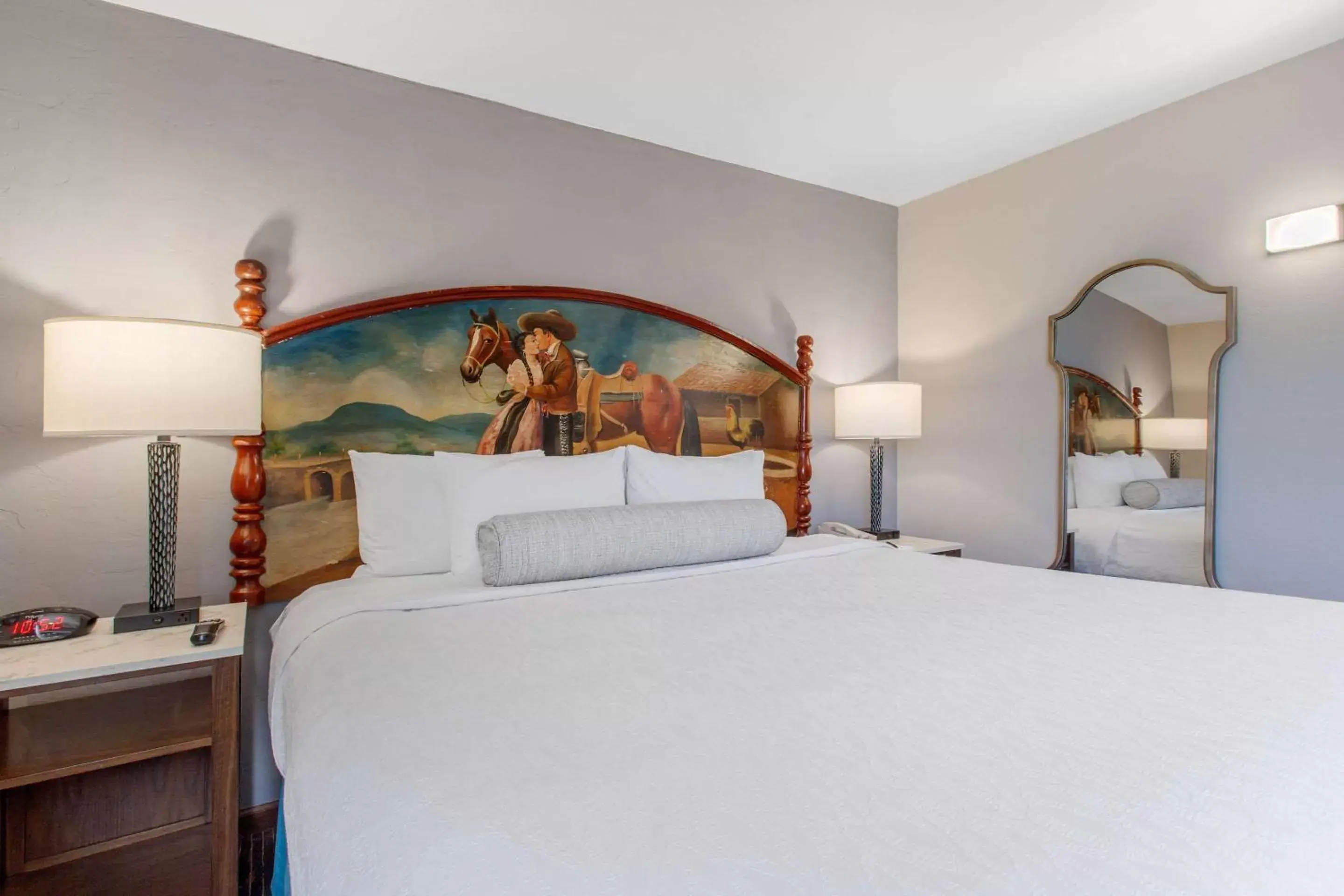 Photo of the whole room, Bed in La Posada Lodge & Casitas, Ascend Hotel Collection