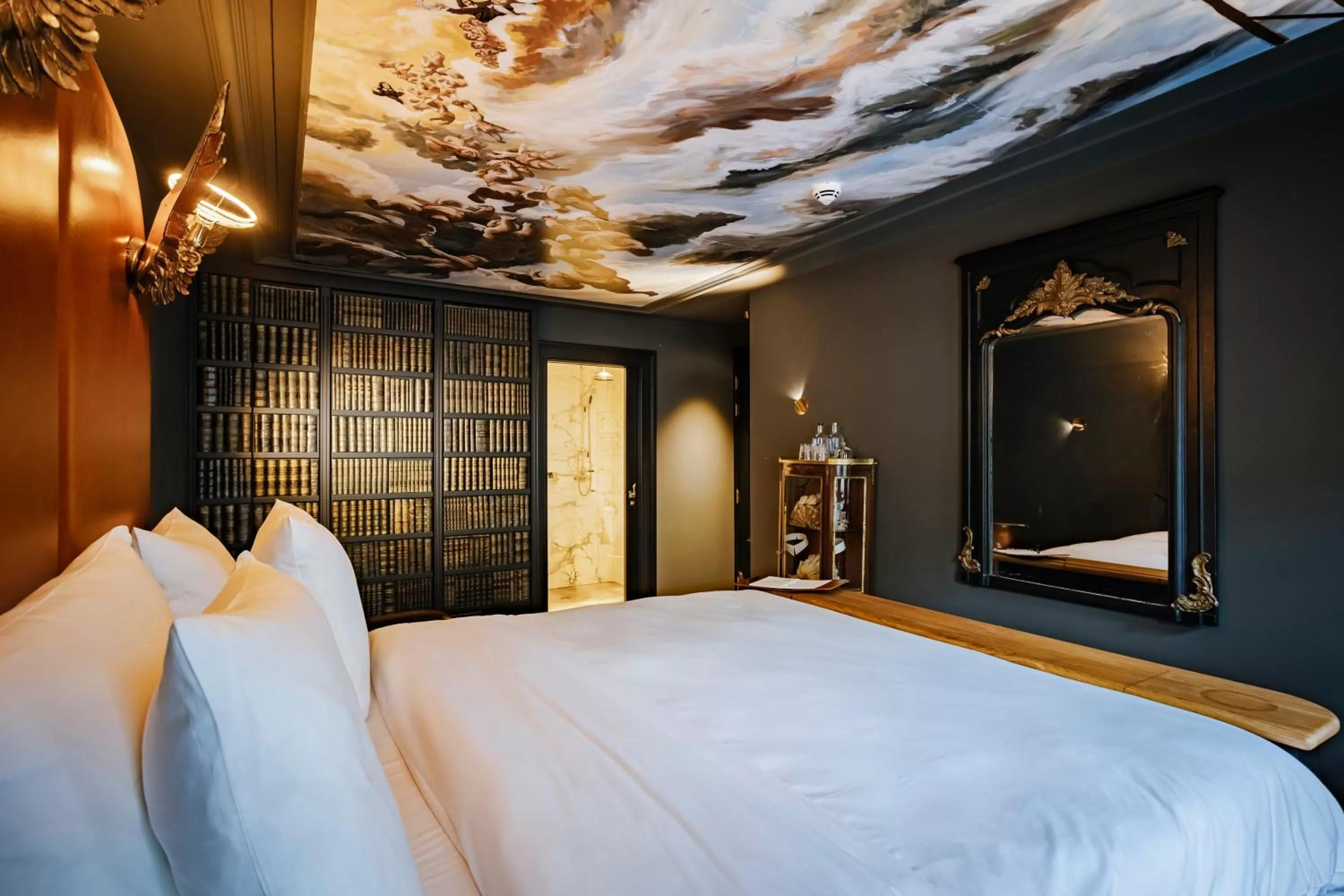 Bedroom, Bed in Boutique Hotel The Noblemen