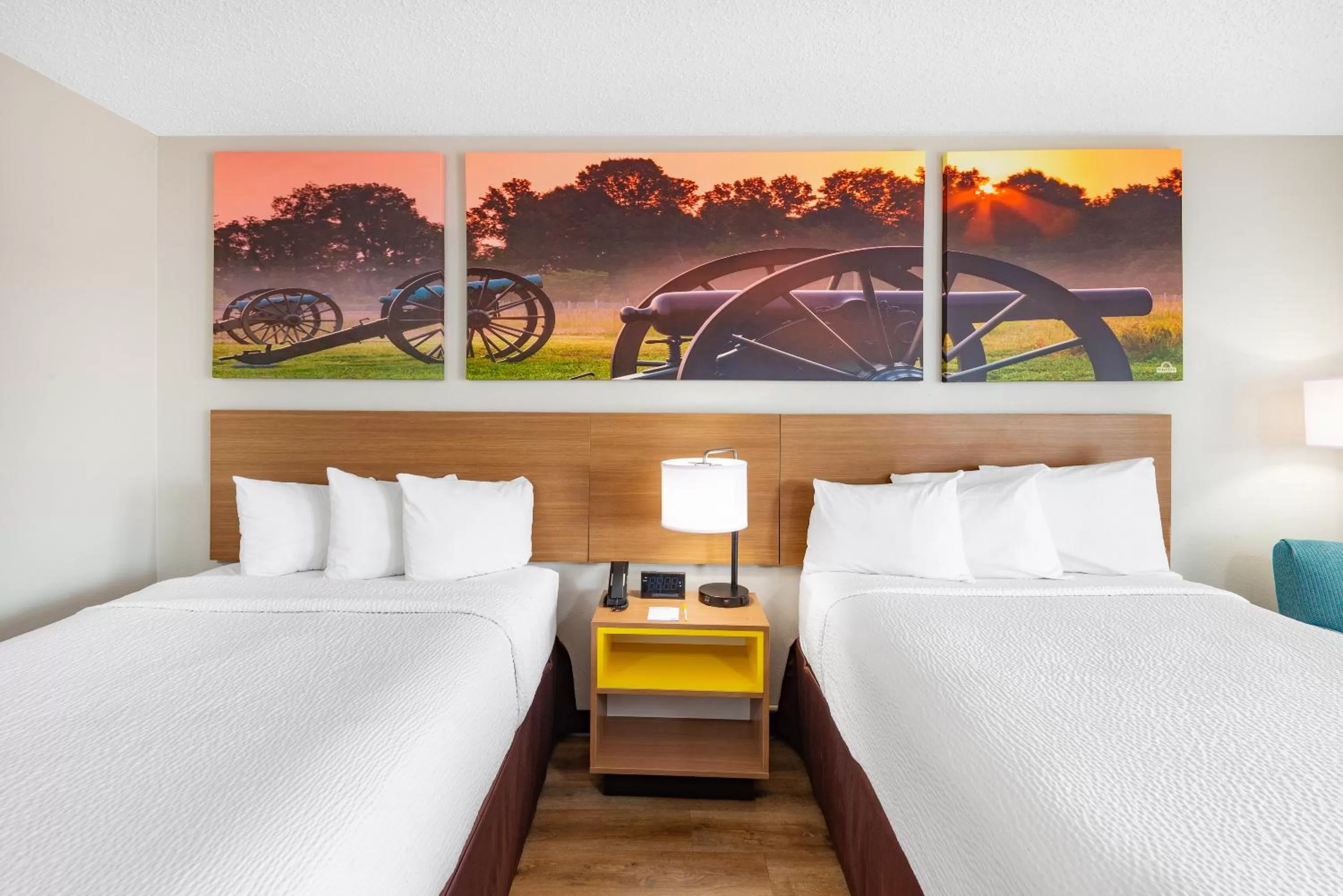 Bed in Days Inn by Wyndham Charlottesville/University Area