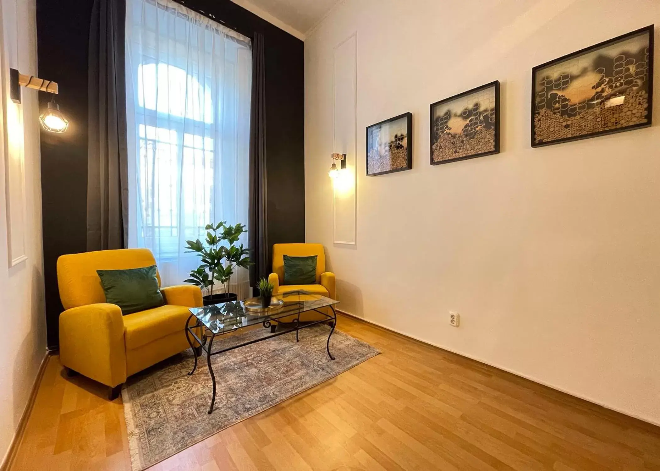 Seating Area in Smart Hotel Budapest