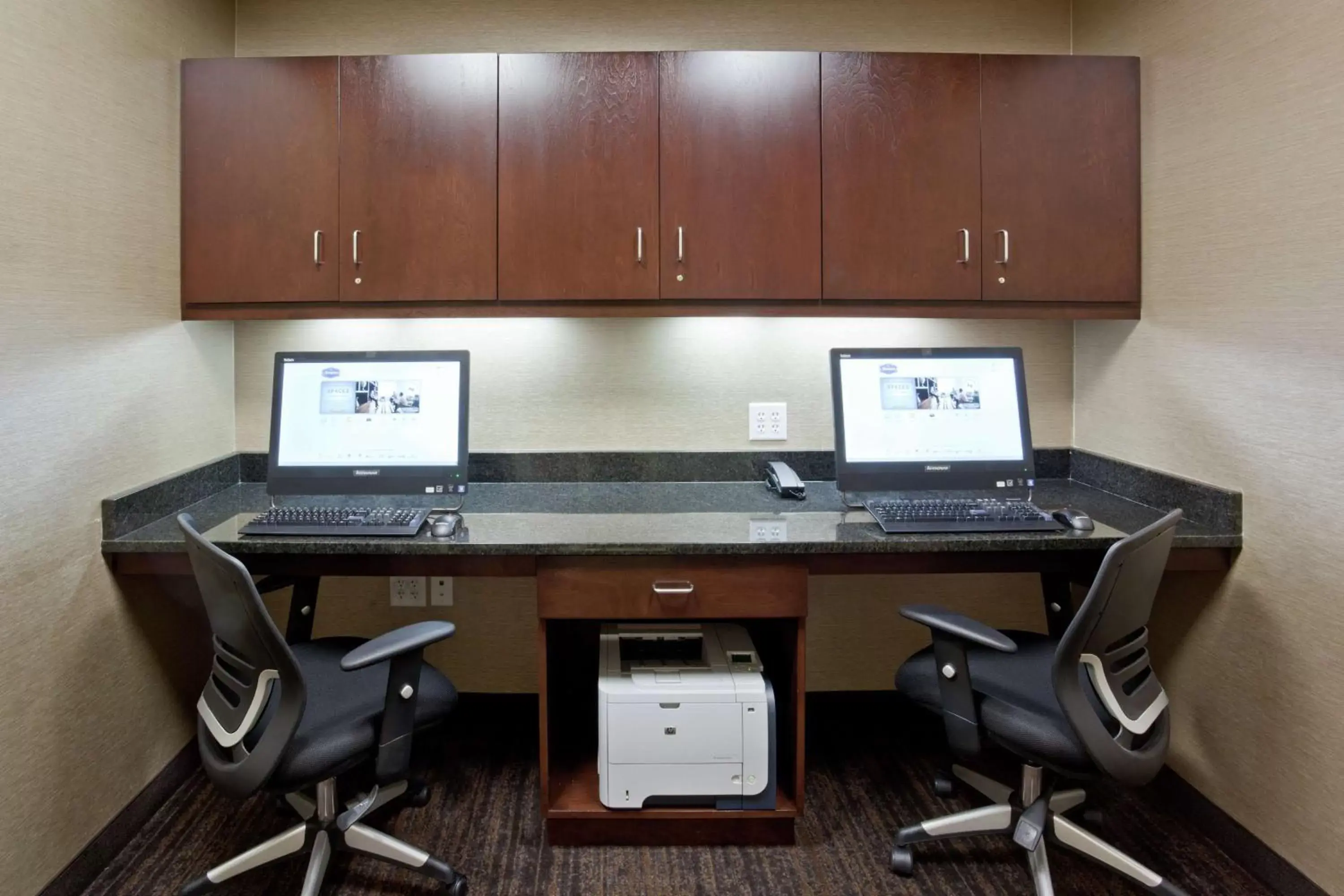 Business facilities, Business Area/Conference Room in Hampton Inn & Suites Minneapolis West/ Minnetonka