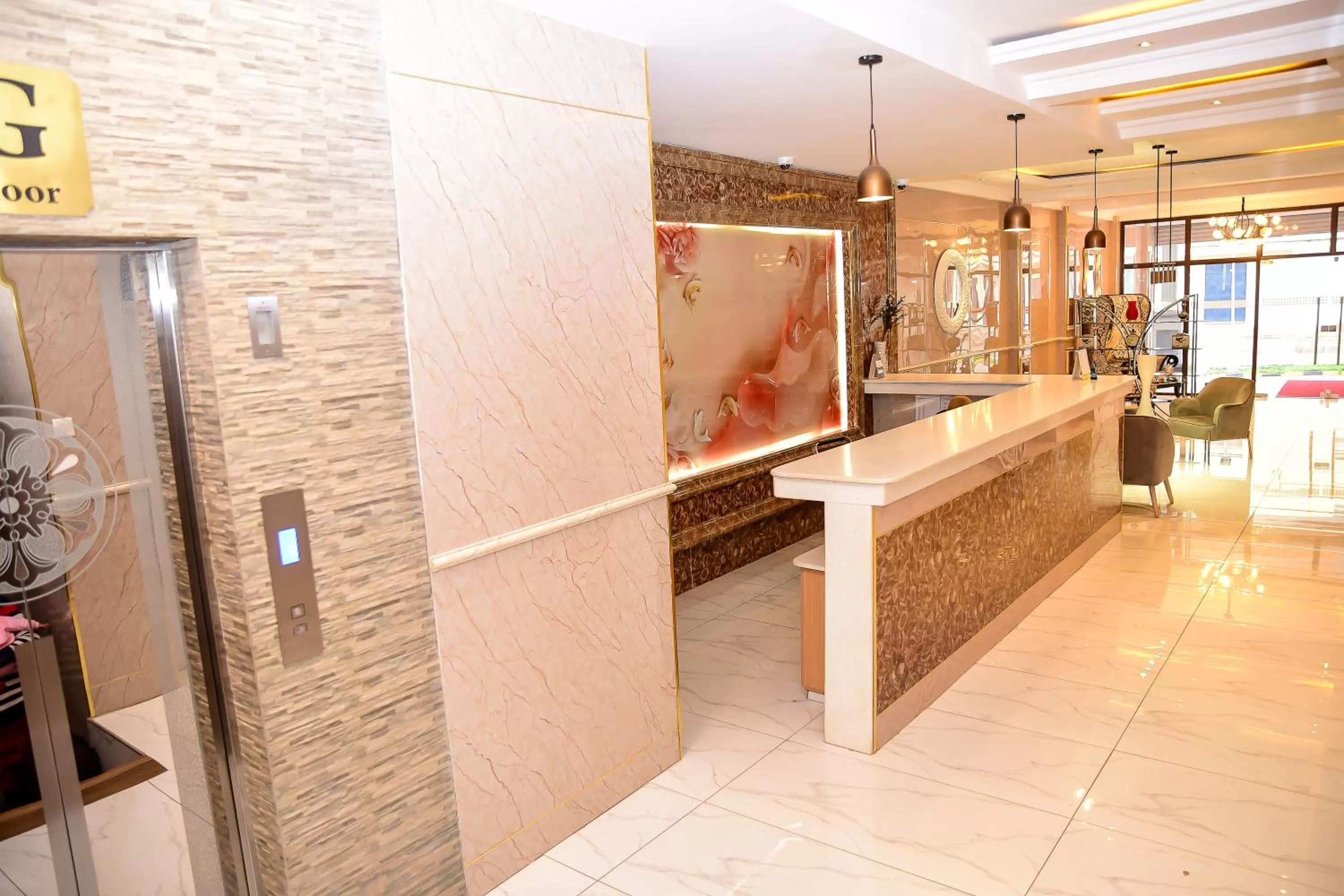 Lobby or reception in LA BEILA HOTEL MERU