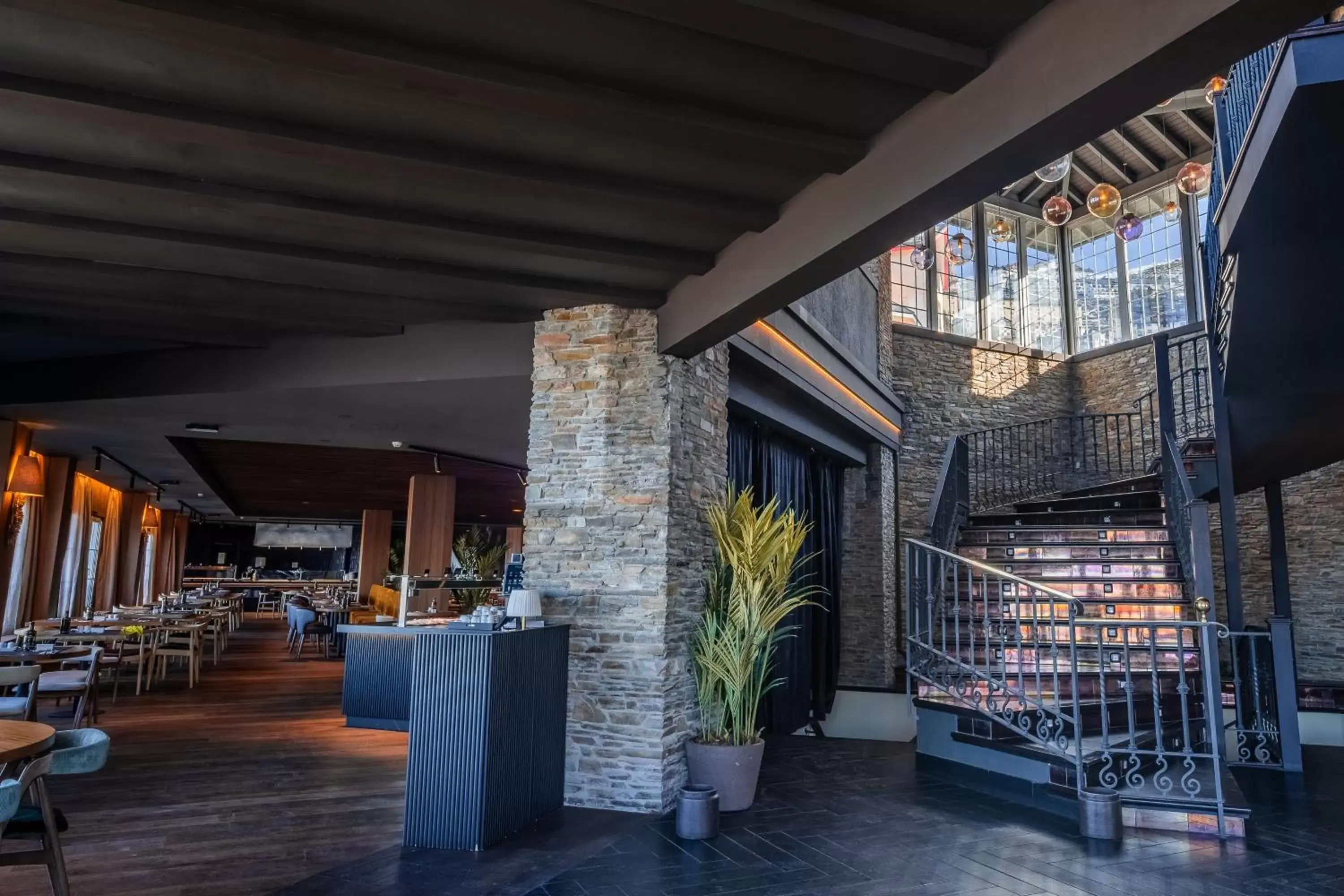 Seating area in Hotel Ziryab