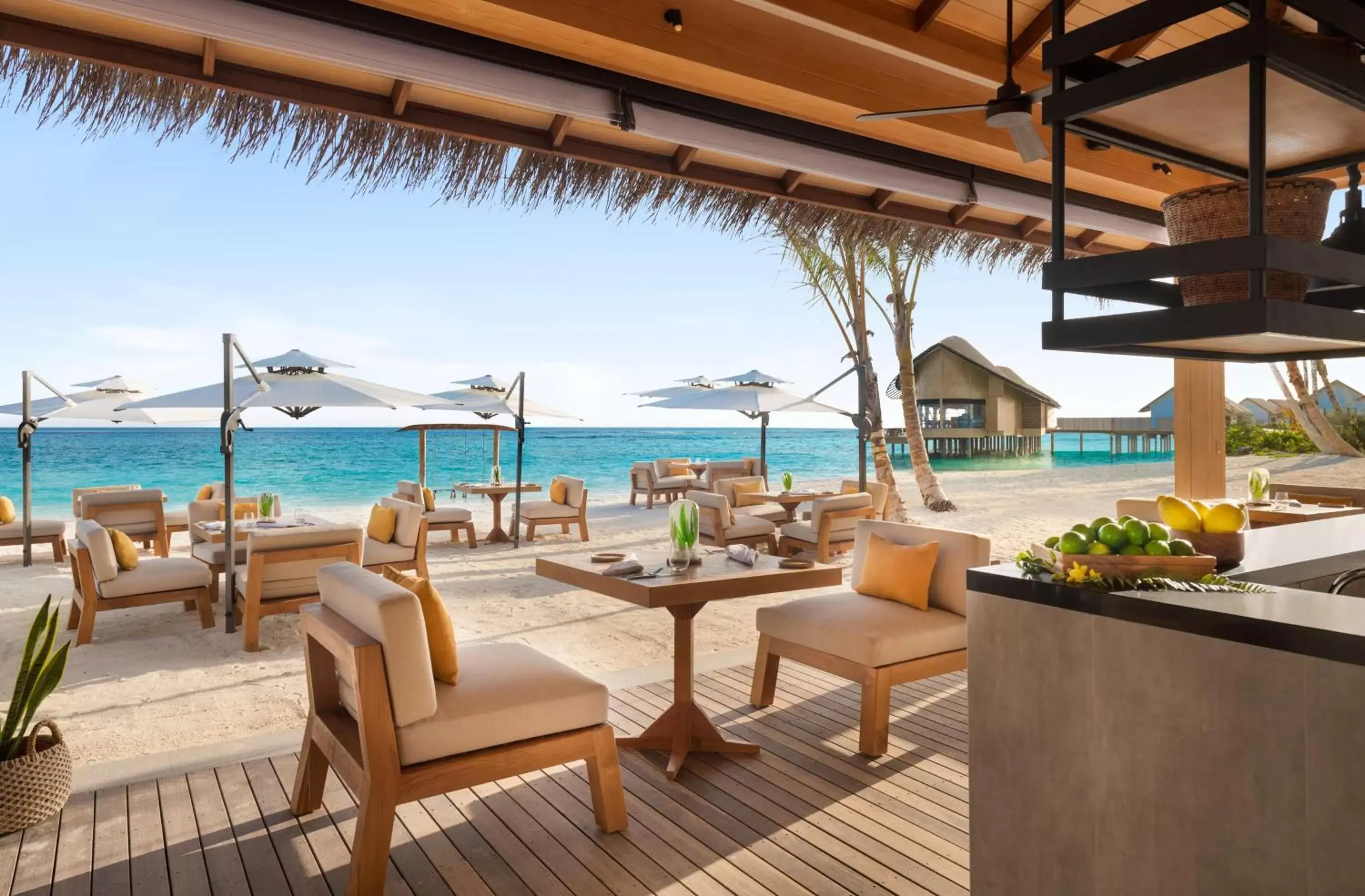 Lounge or bar, Restaurant/Places to Eat in Hilton Maldives Amingiri Resort & Spa