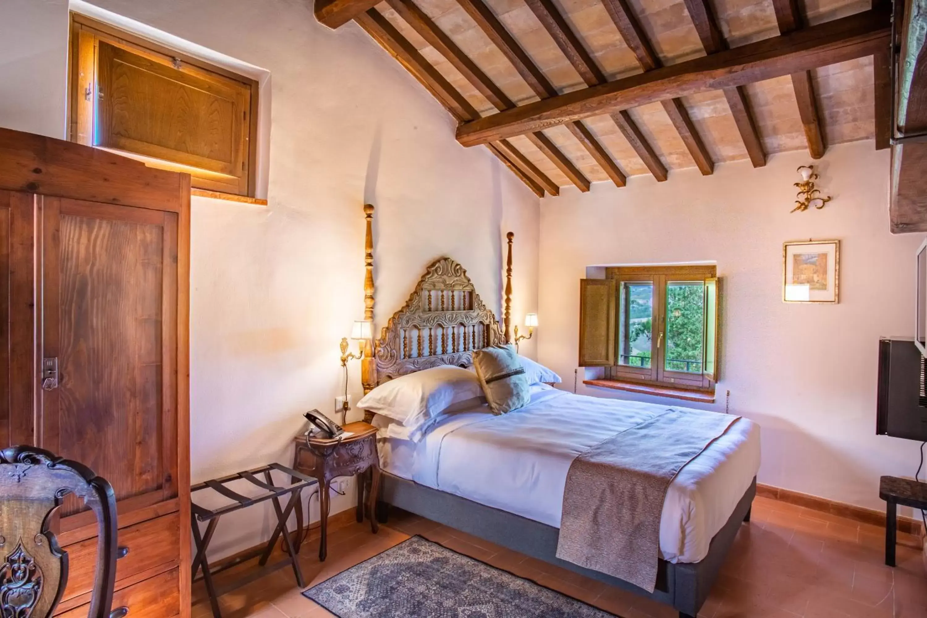 Bedroom, Bed in Borgo Petroro
