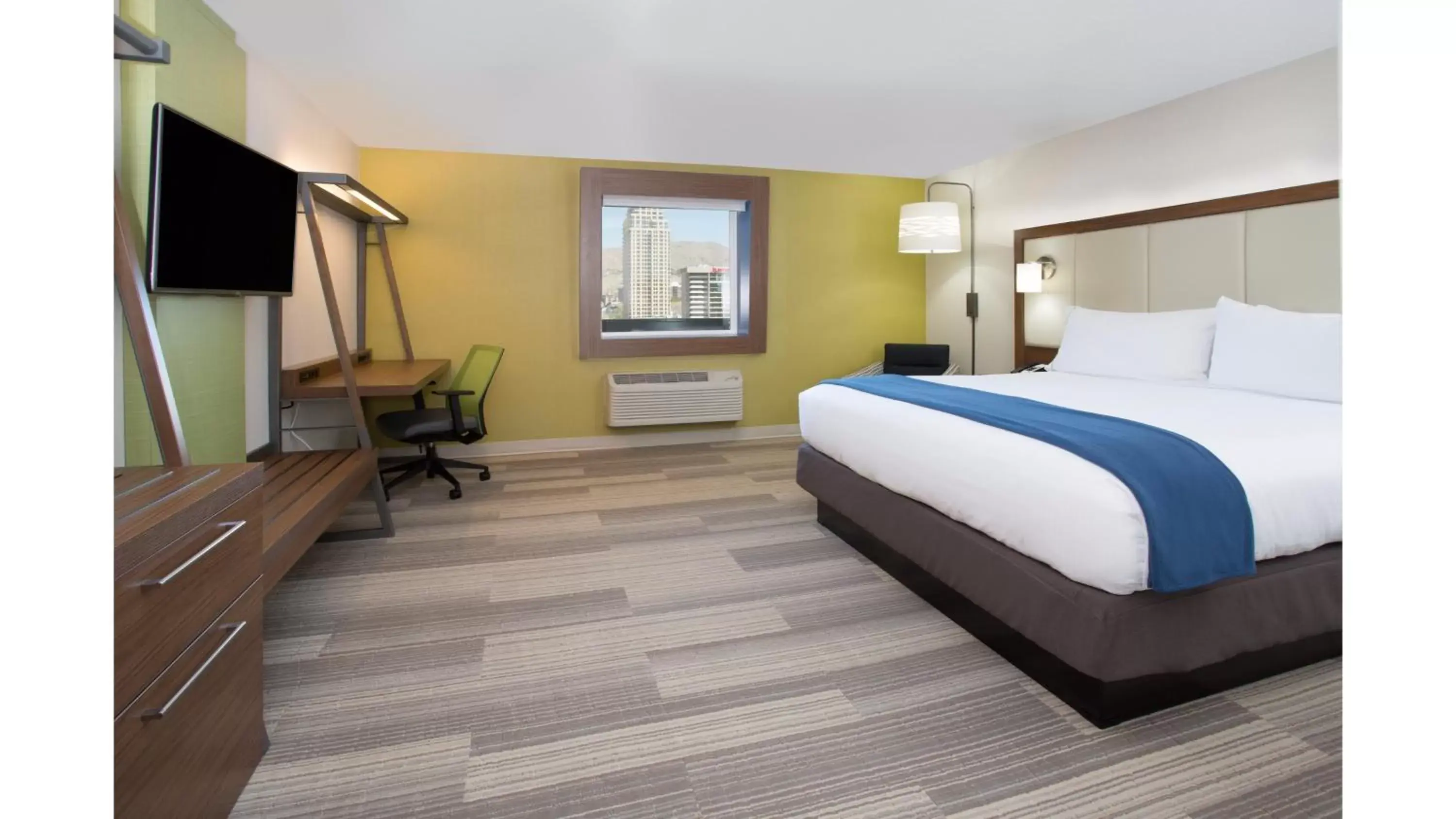 Photo of the whole room in Holiday Inn Express & Suites - Olathe South, an IHG Hotel