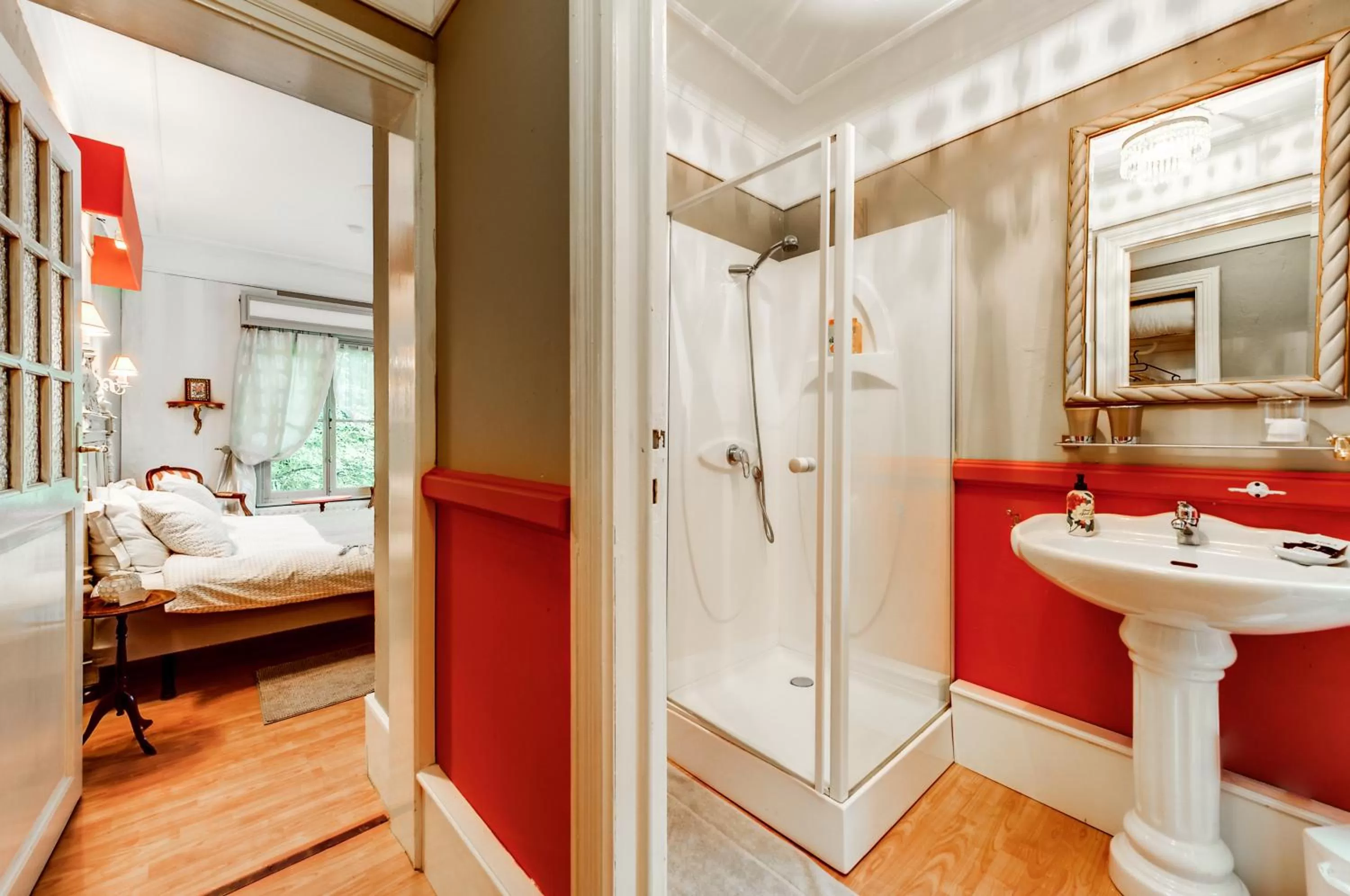 Photo of the whole room, Bed in B&B Villa Belle Epoque