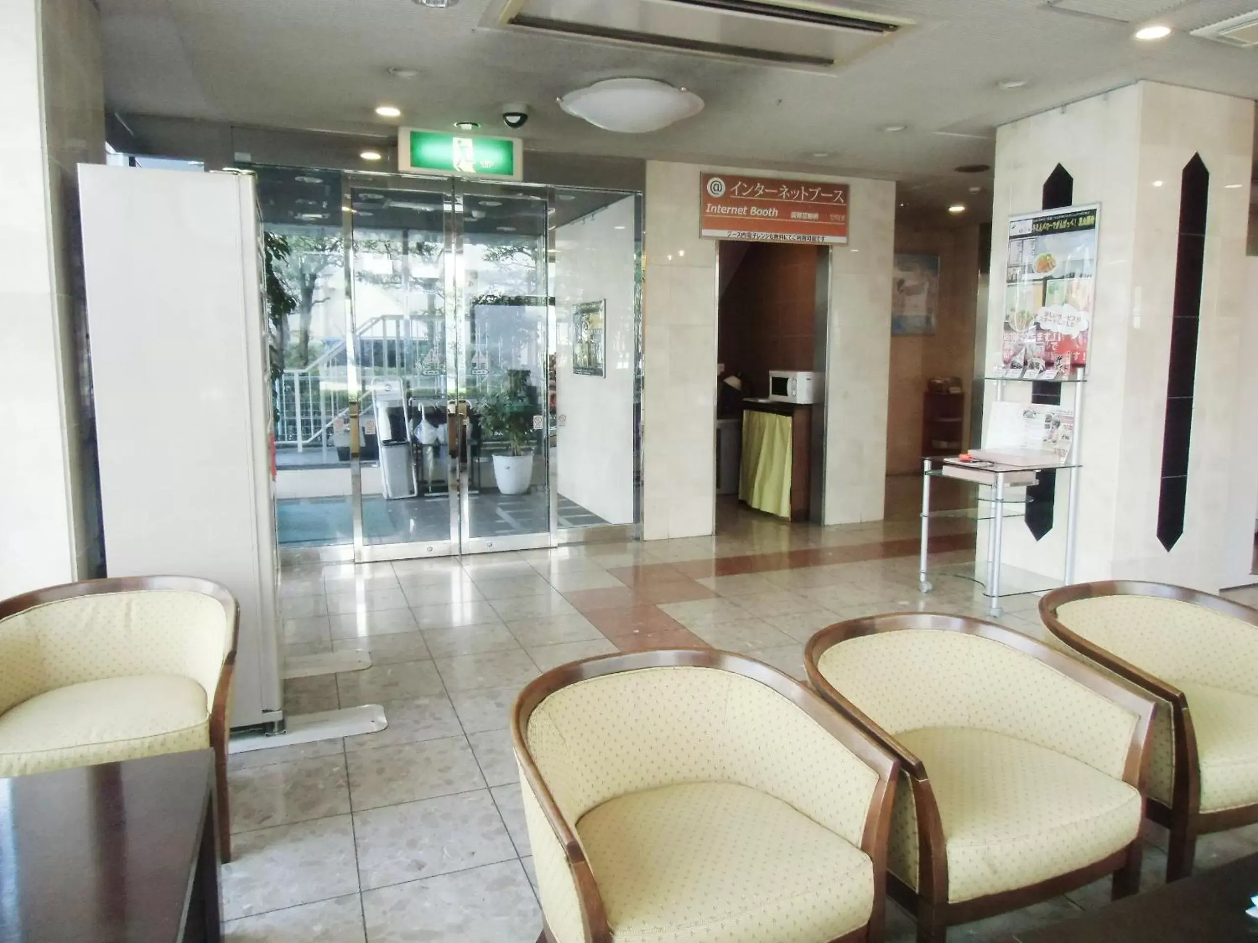 Seating area, Lobby/Reception in Hotel Green Line