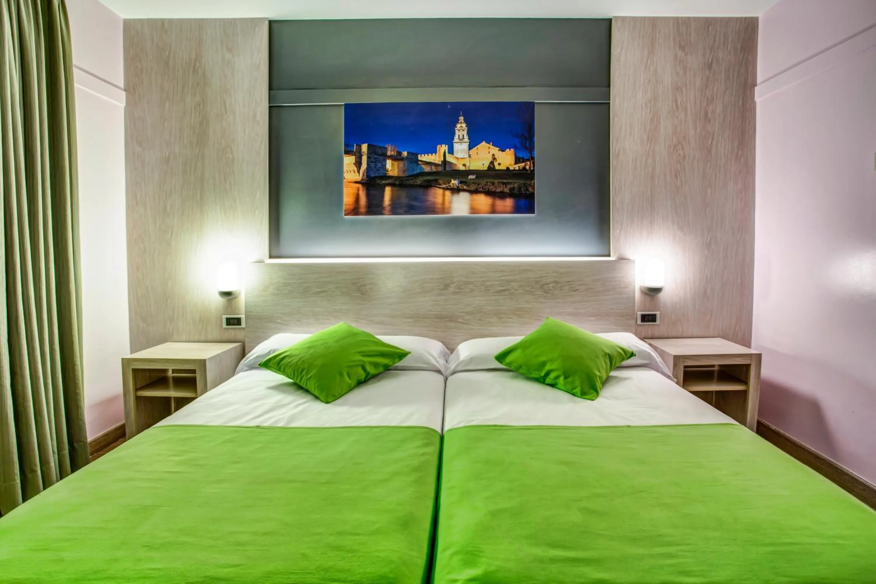 Other, Bed in Hotel Spa Rio Ucero