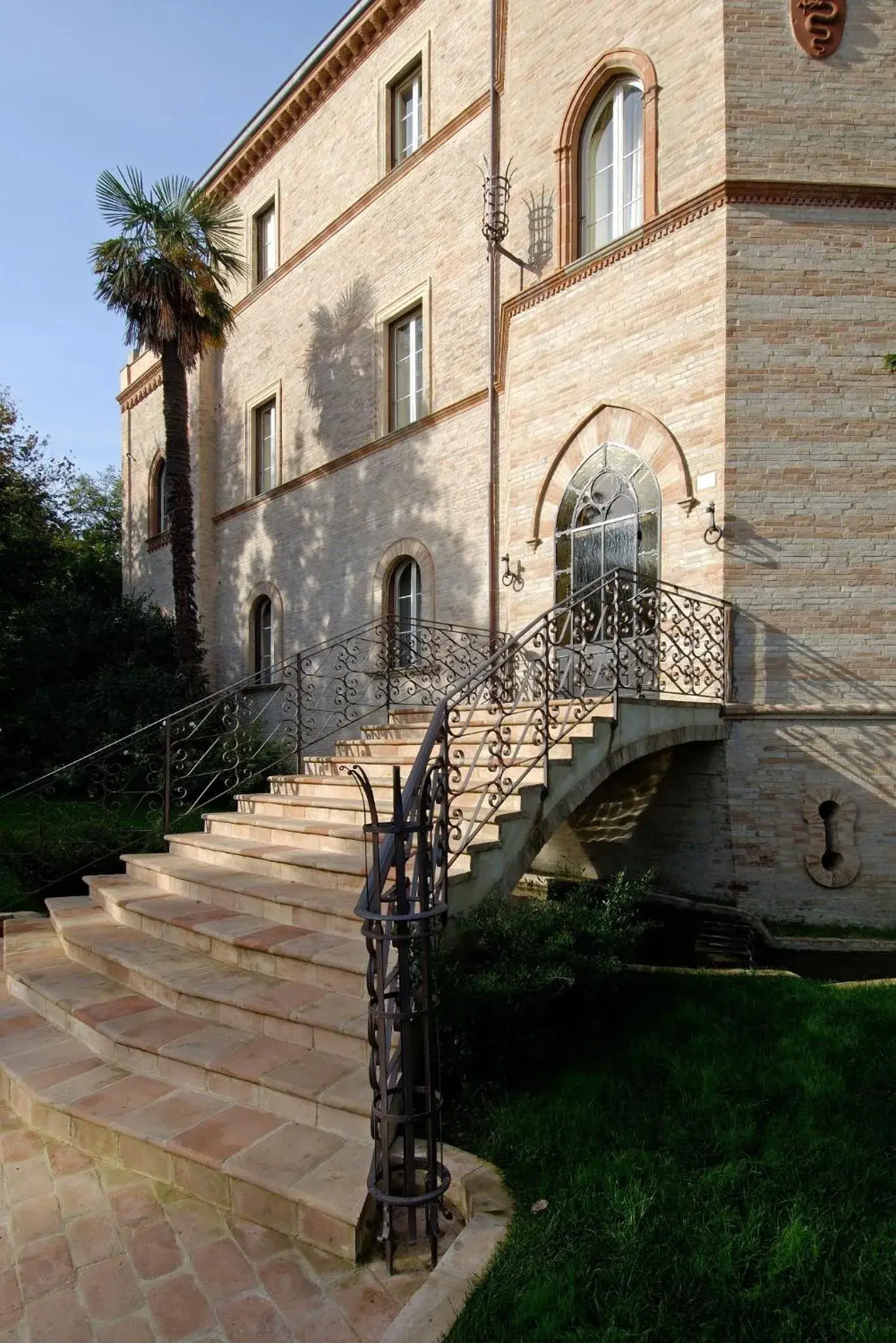 Facade/entrance, Property Building in Castello Montegiove