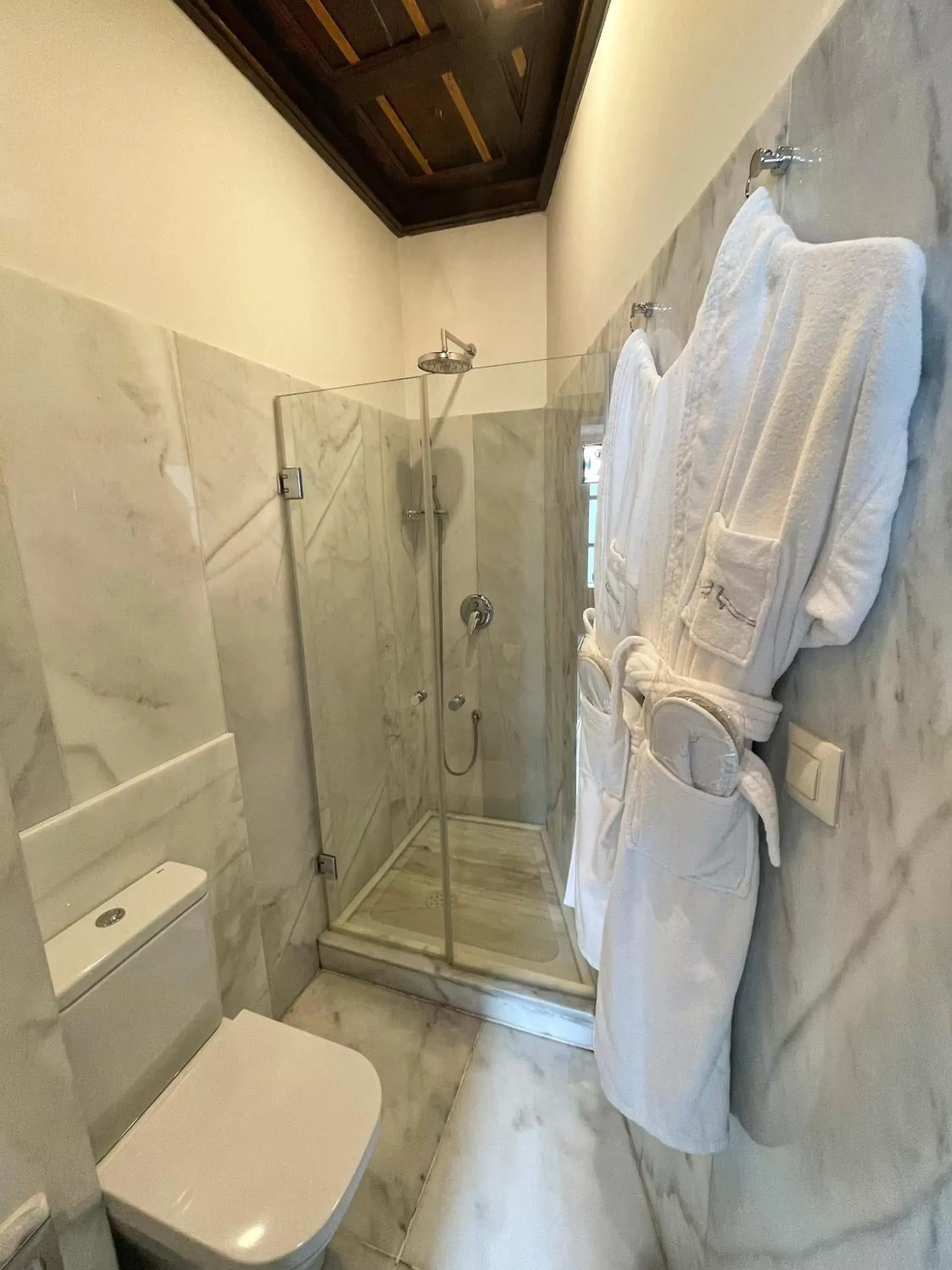 Bathroom in Las Casas de la Judería de Córdoba