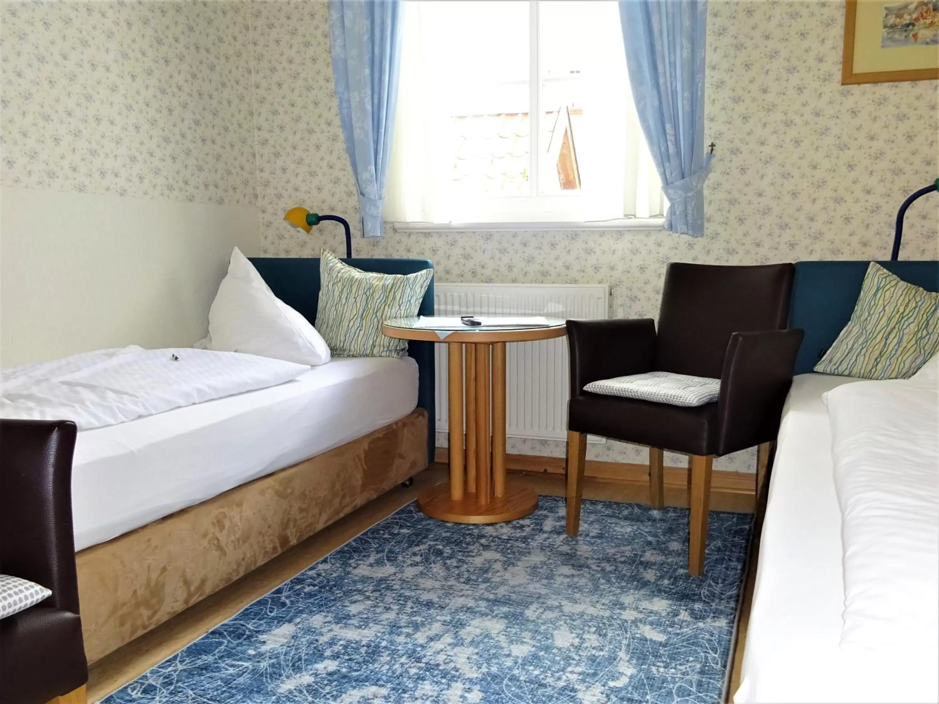 Photo of the whole room, Bed in Hotel Pension Zur Fährbrücke