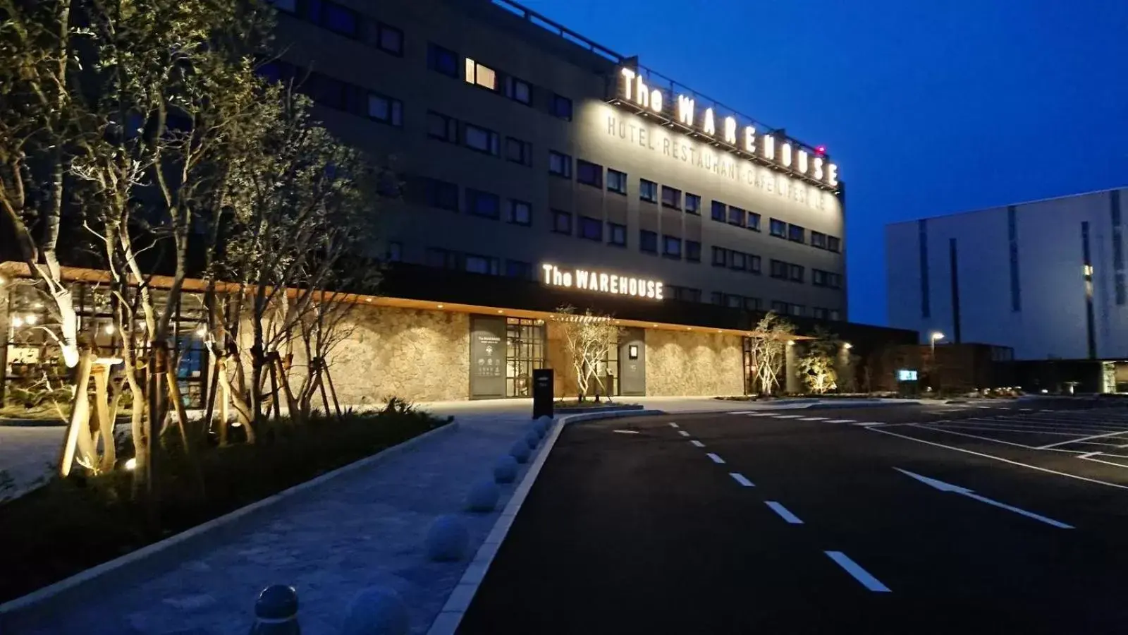 Facade/entrance, Property Building in Kawasaki King Skyfront Tokyu REI Hotel