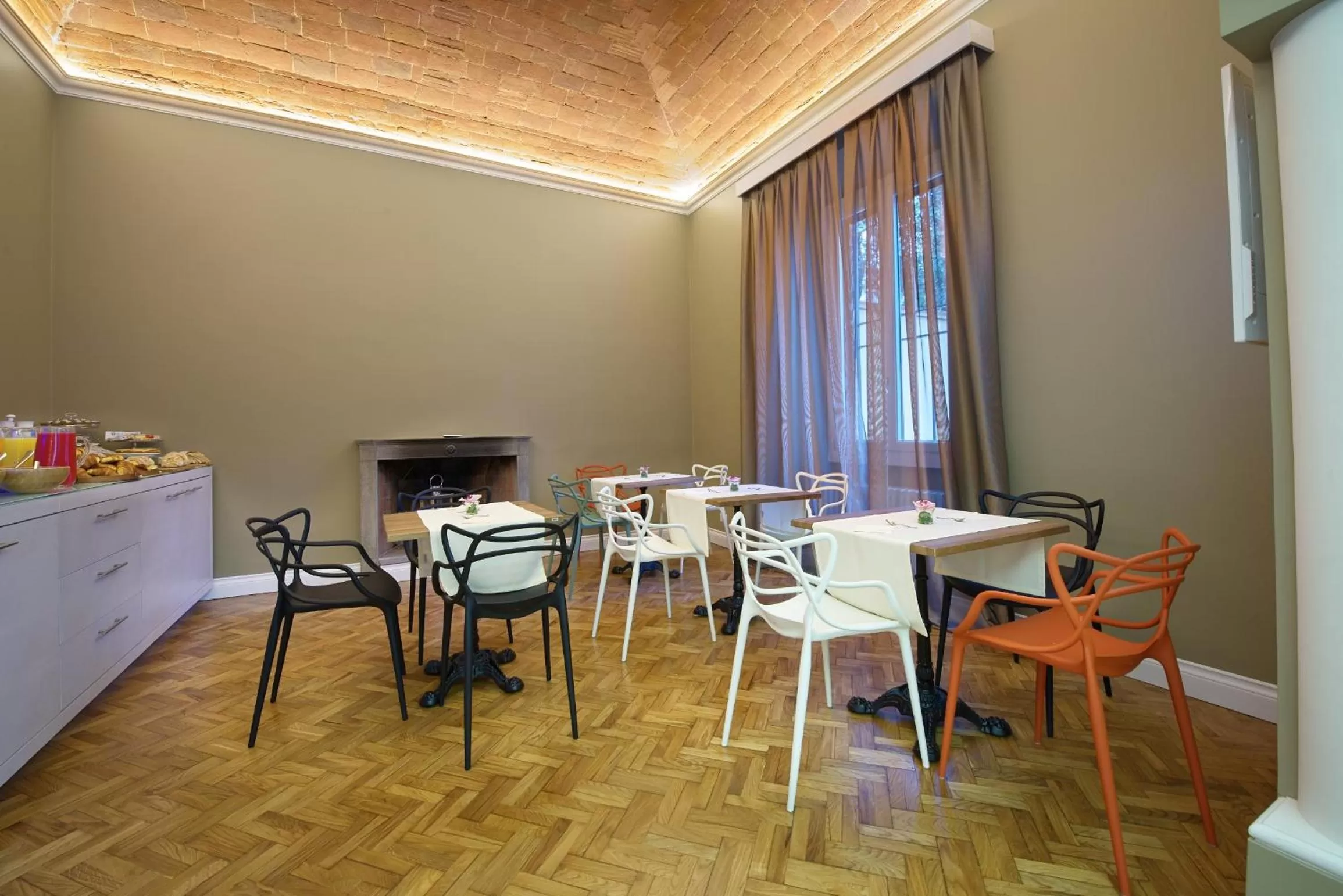 Continental breakfast in Forte16 View & SPA