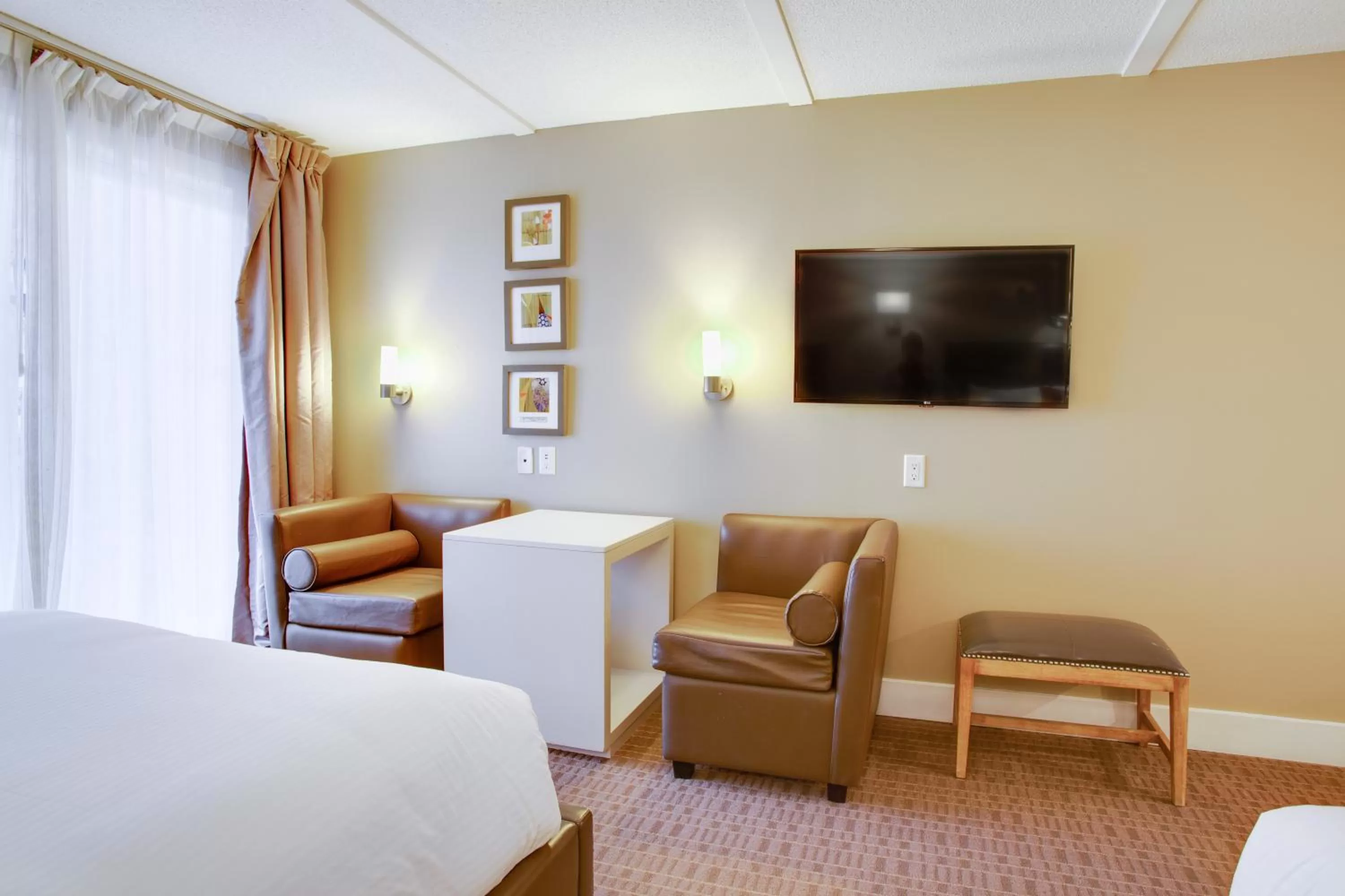 TV and multimedia, Bed in Living Water Resort & Spa