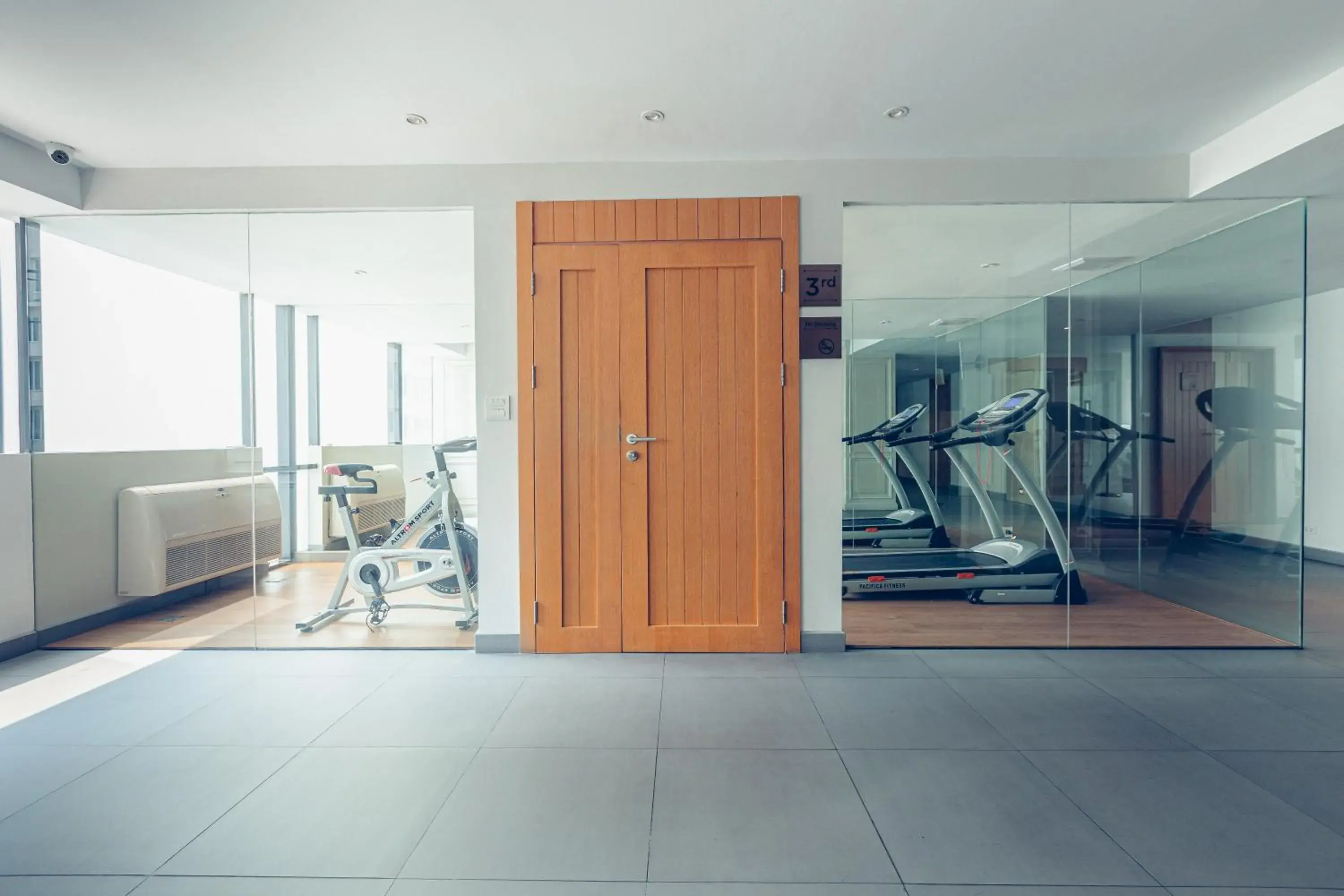 Fitness centre/facilities, Fitness Center/Facilities in THEE Bangkok Hotel by TH District