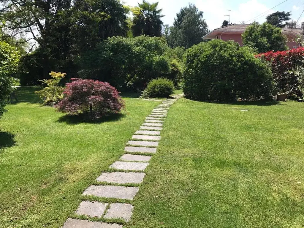 Garden in Rainbow Relais