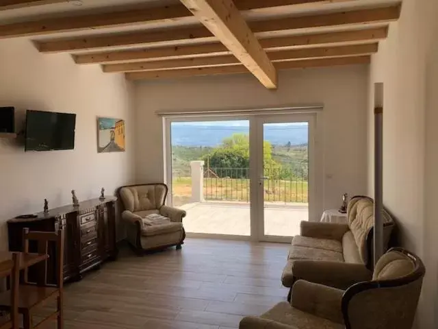 Seating Area in SOLAR DA SERRA-GuestHouse