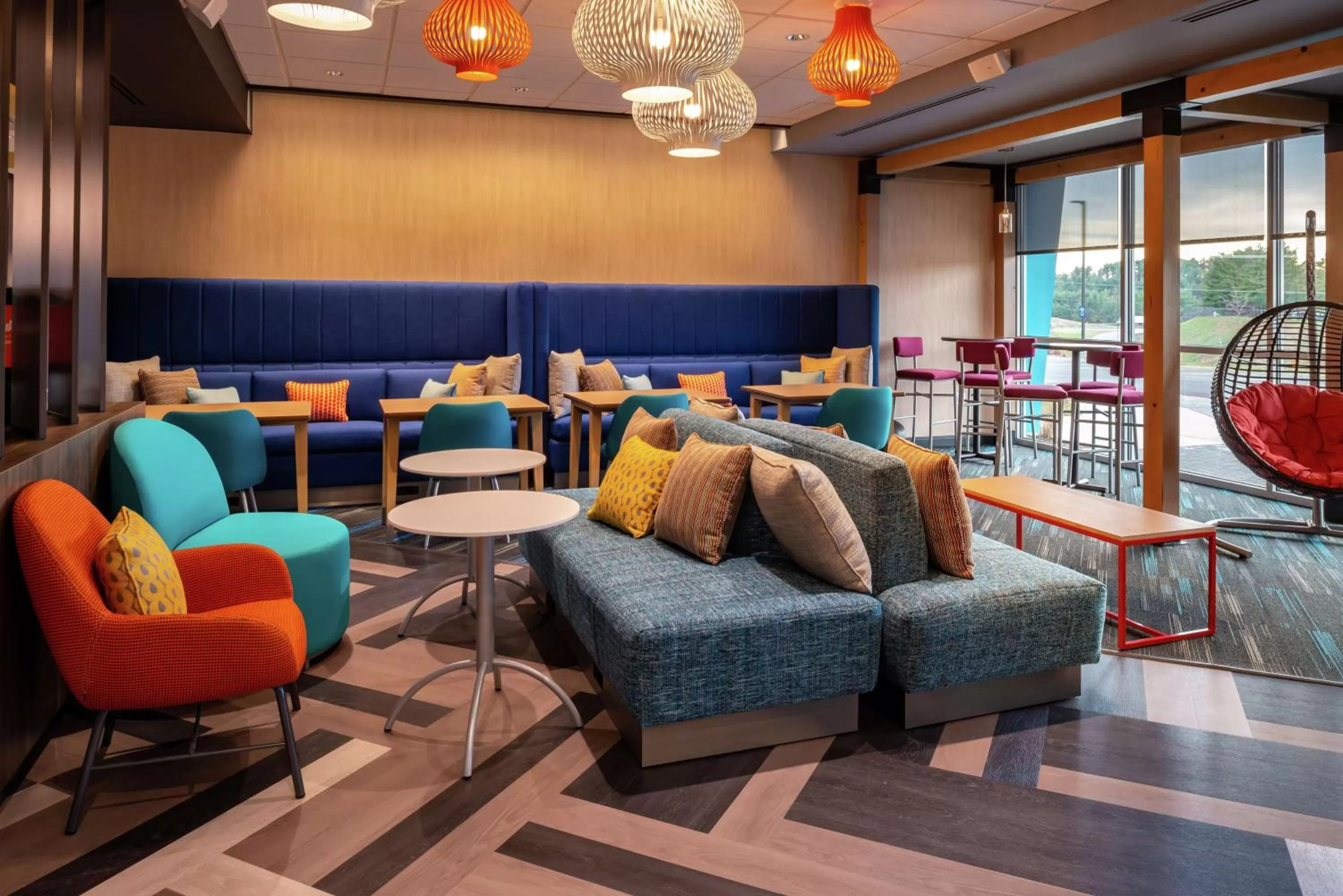 Breakfast in Tru By Hilton Staunton