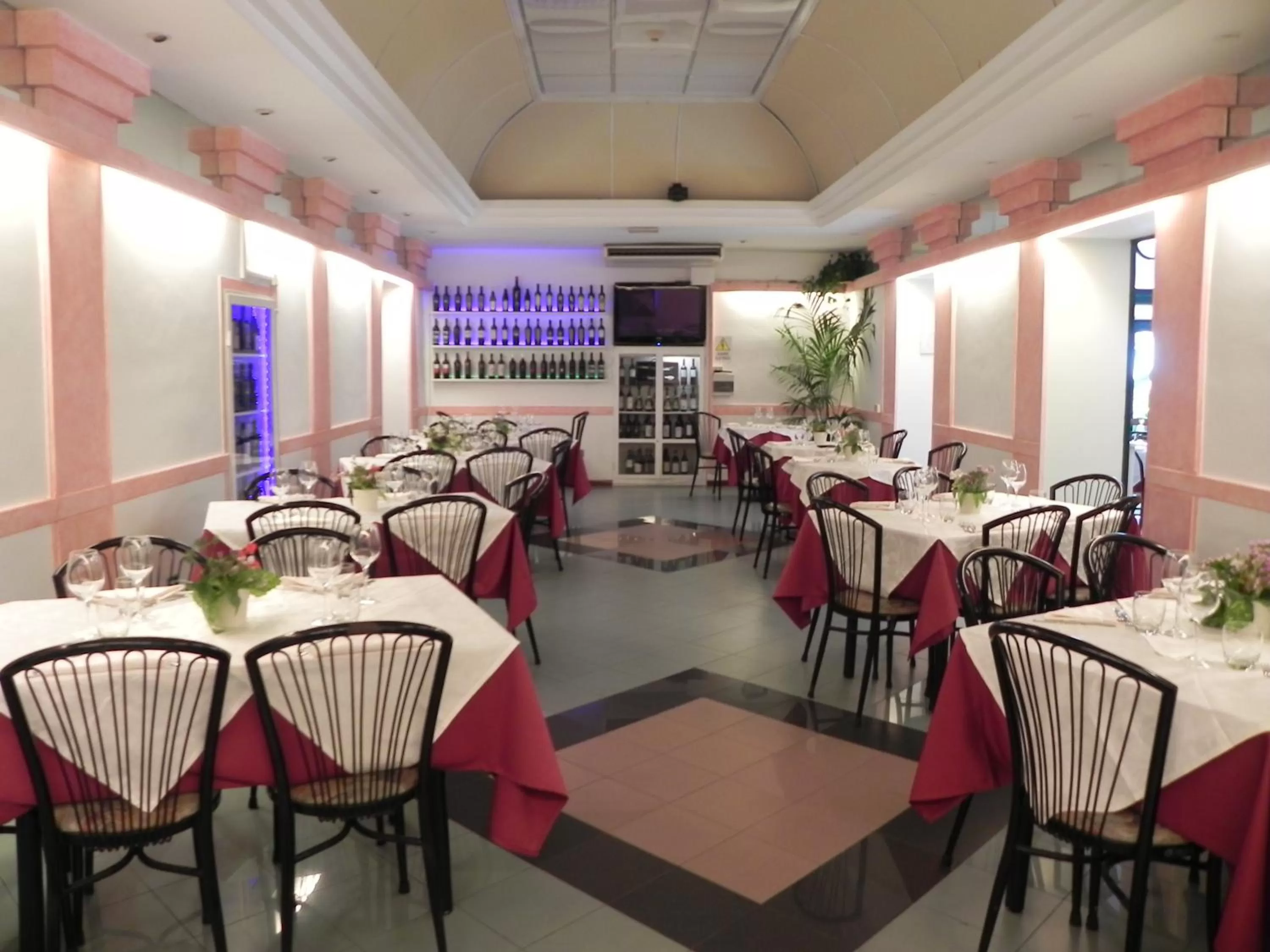 Restaurant/places to eat in Hotel Villa Robinia