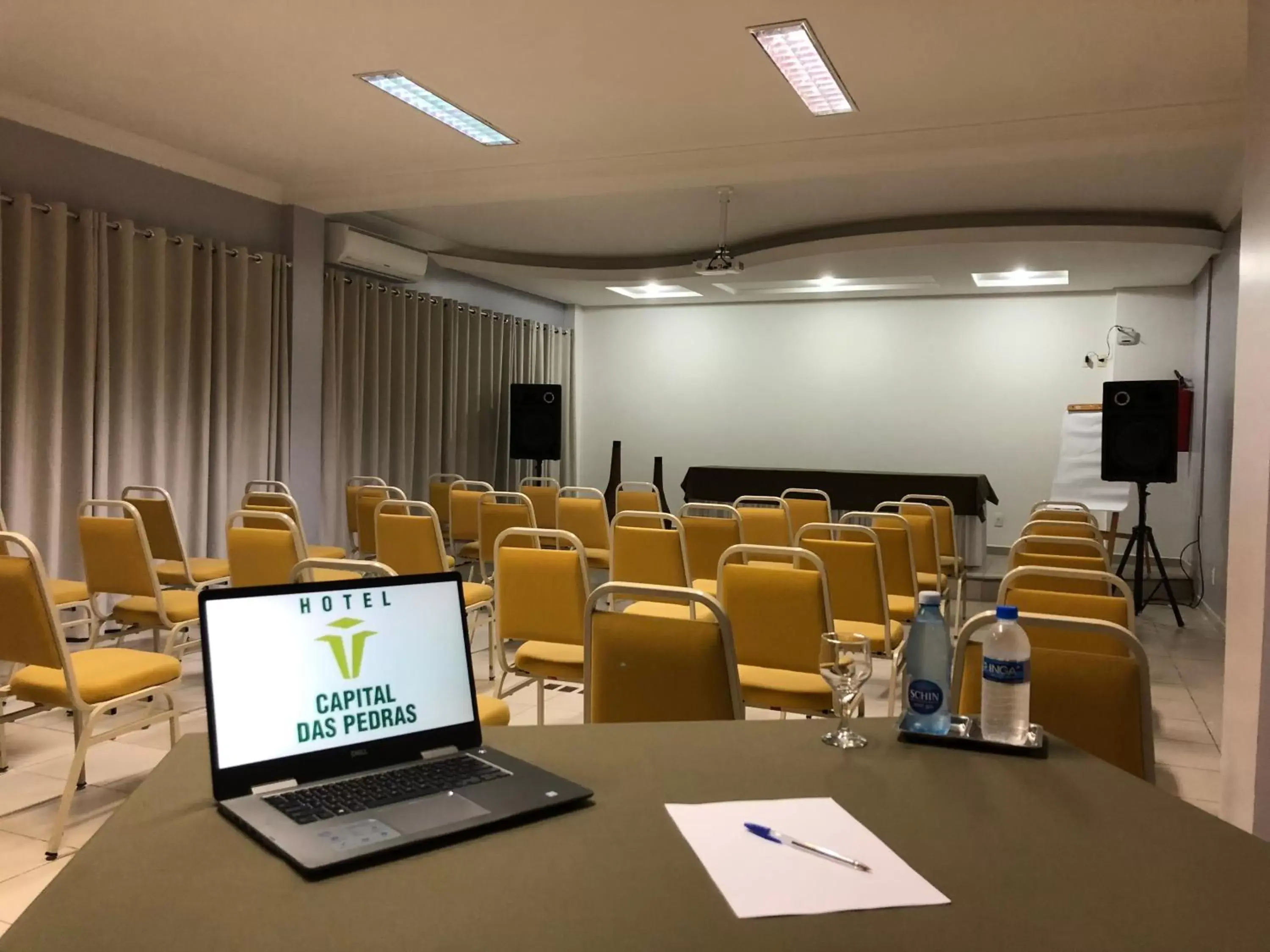 Business facilities, Business Area/Conference Room in Hotel Capital Das Pedras