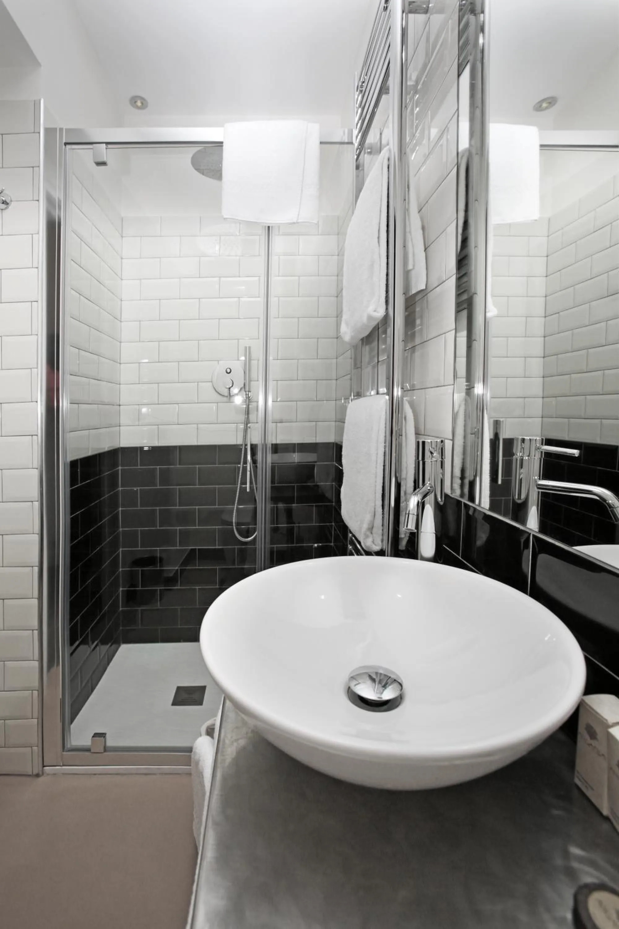 Toilet in Trevi Contemporary Suite