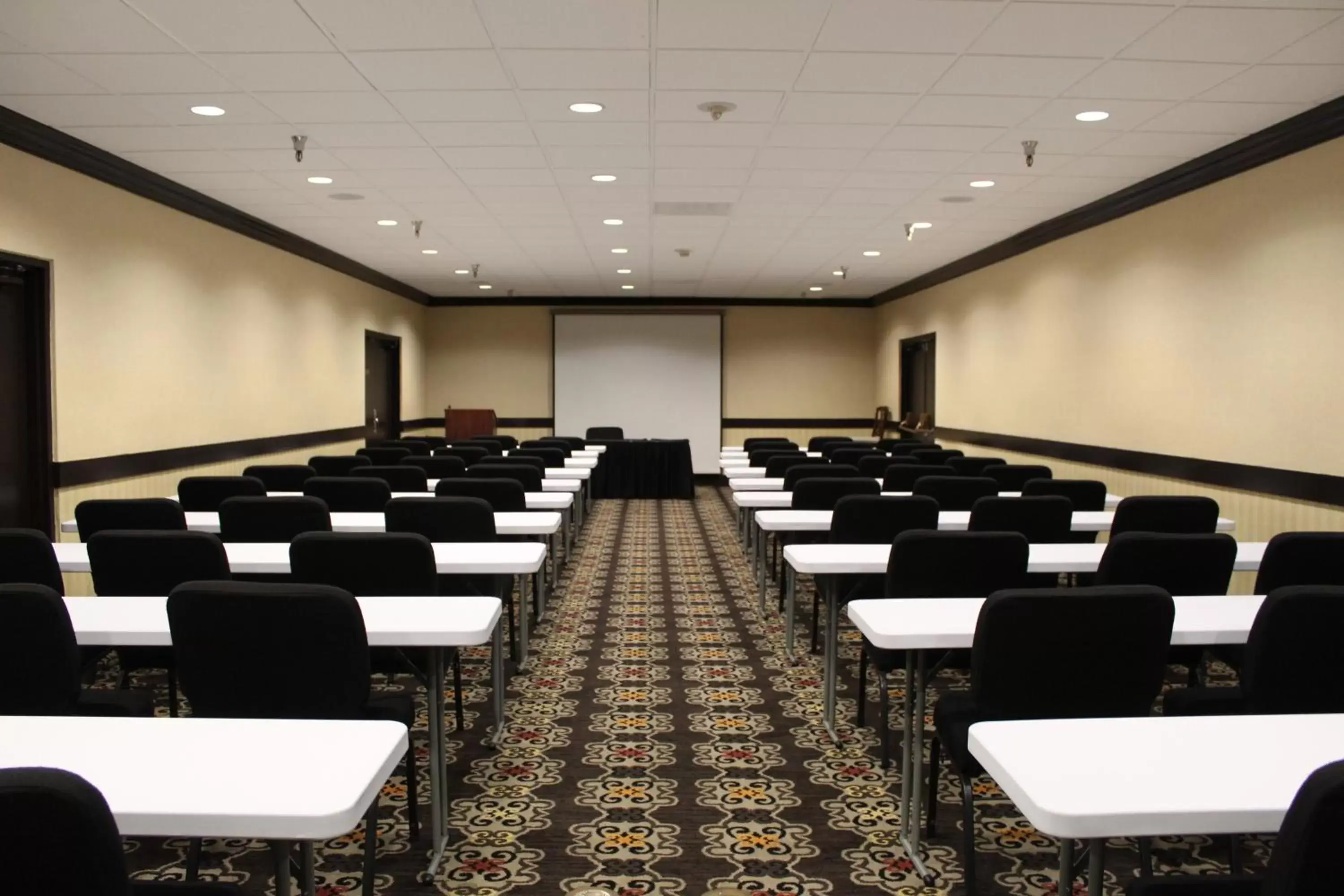 Banquet/Function facilities in Hotel Burbank