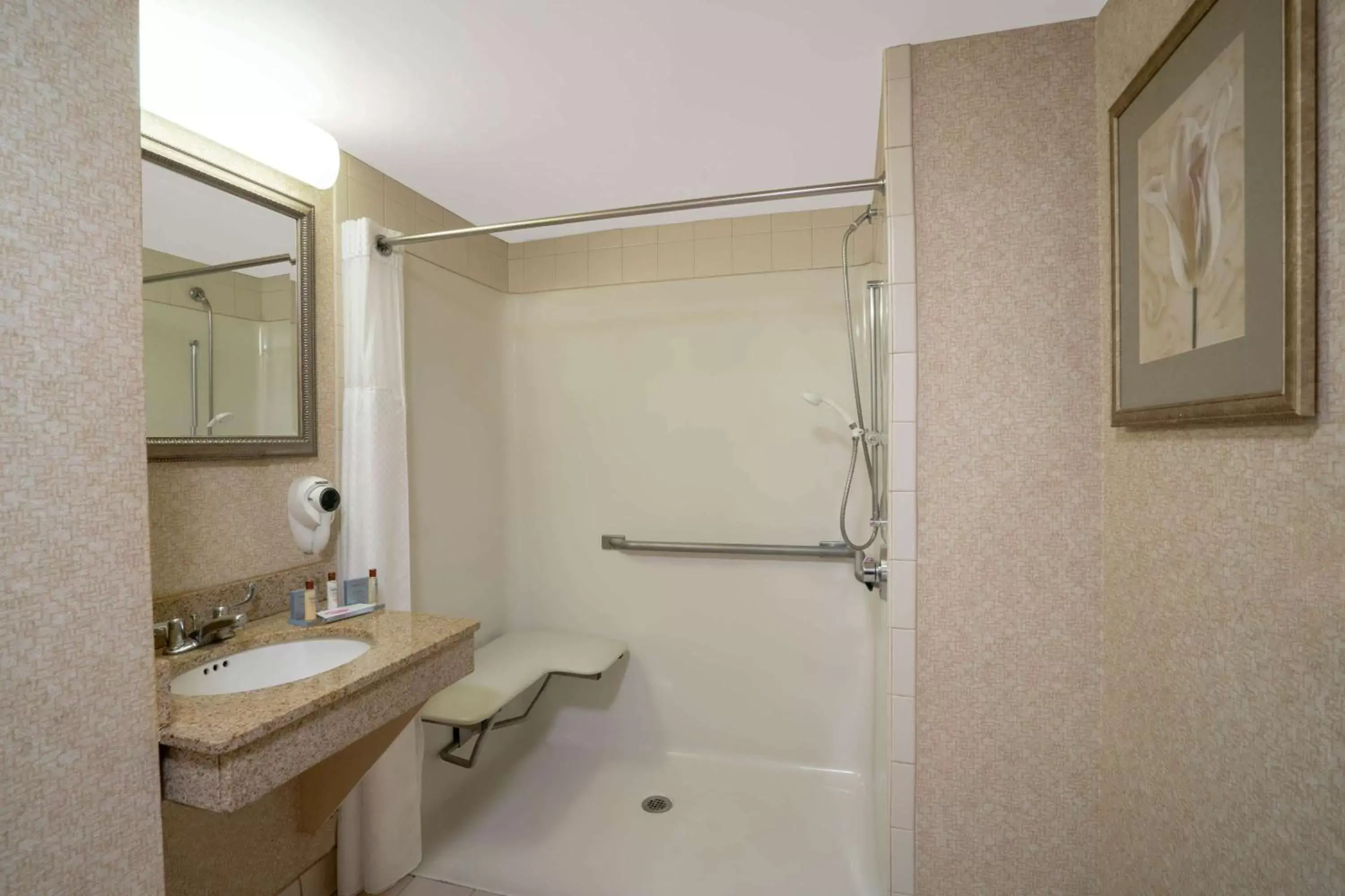 Shower, Bathroom in Wingate by Wyndham Charlotte Airport