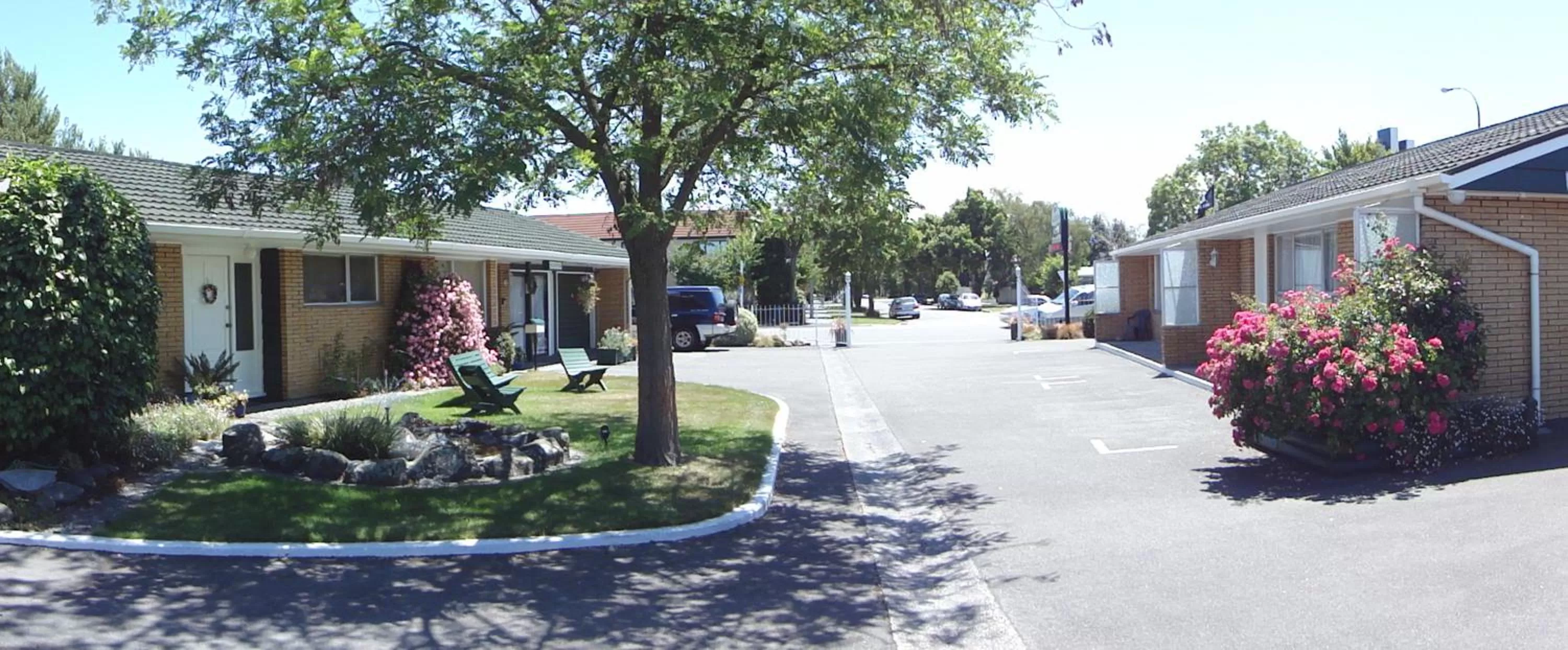 Facade/entrance in Aalton Motel