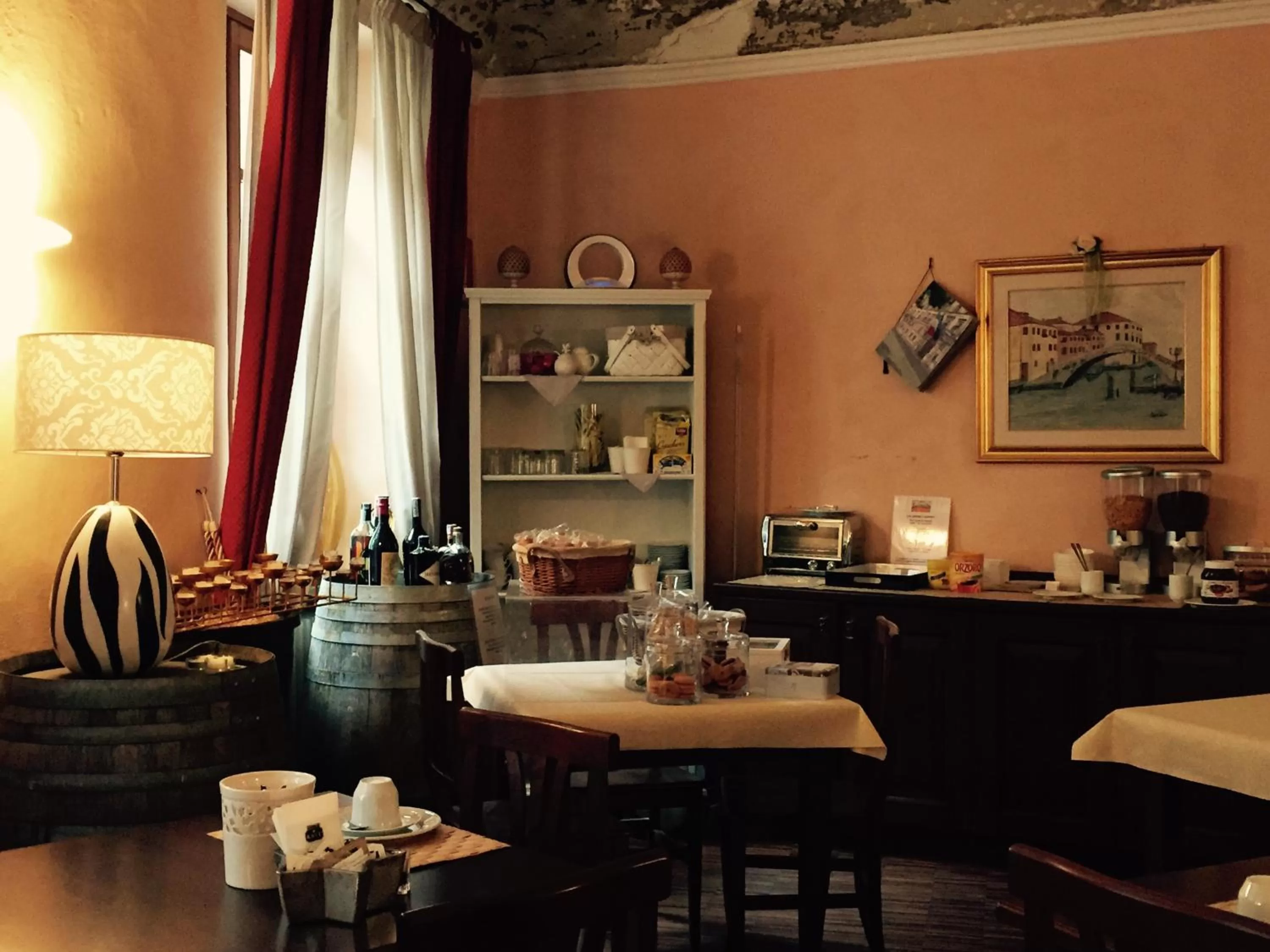 Lounge or bar in Albergo San Lorenzo