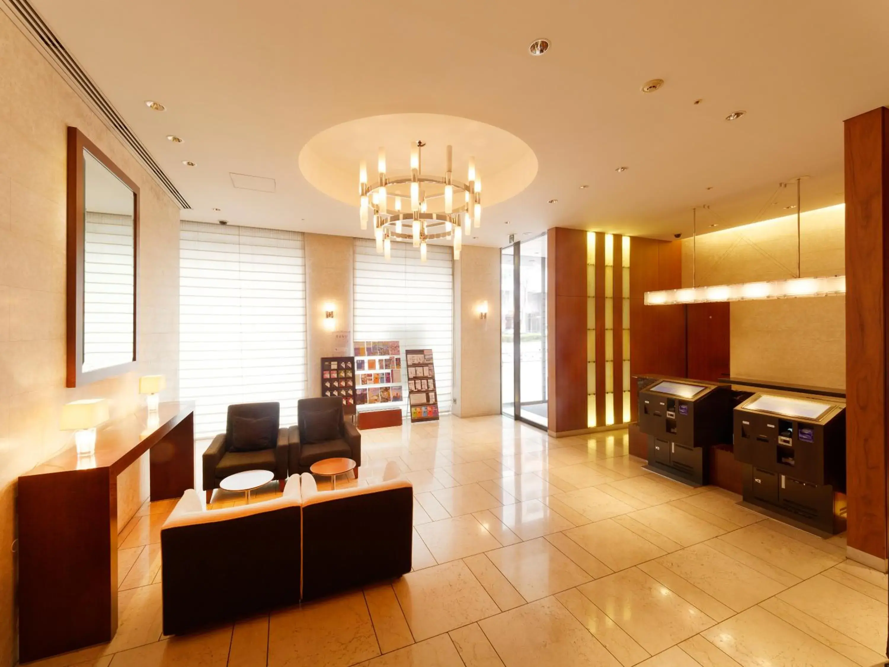 Lobby or reception, Seating Area in Hotel Keihan Tokyo Yotsuya