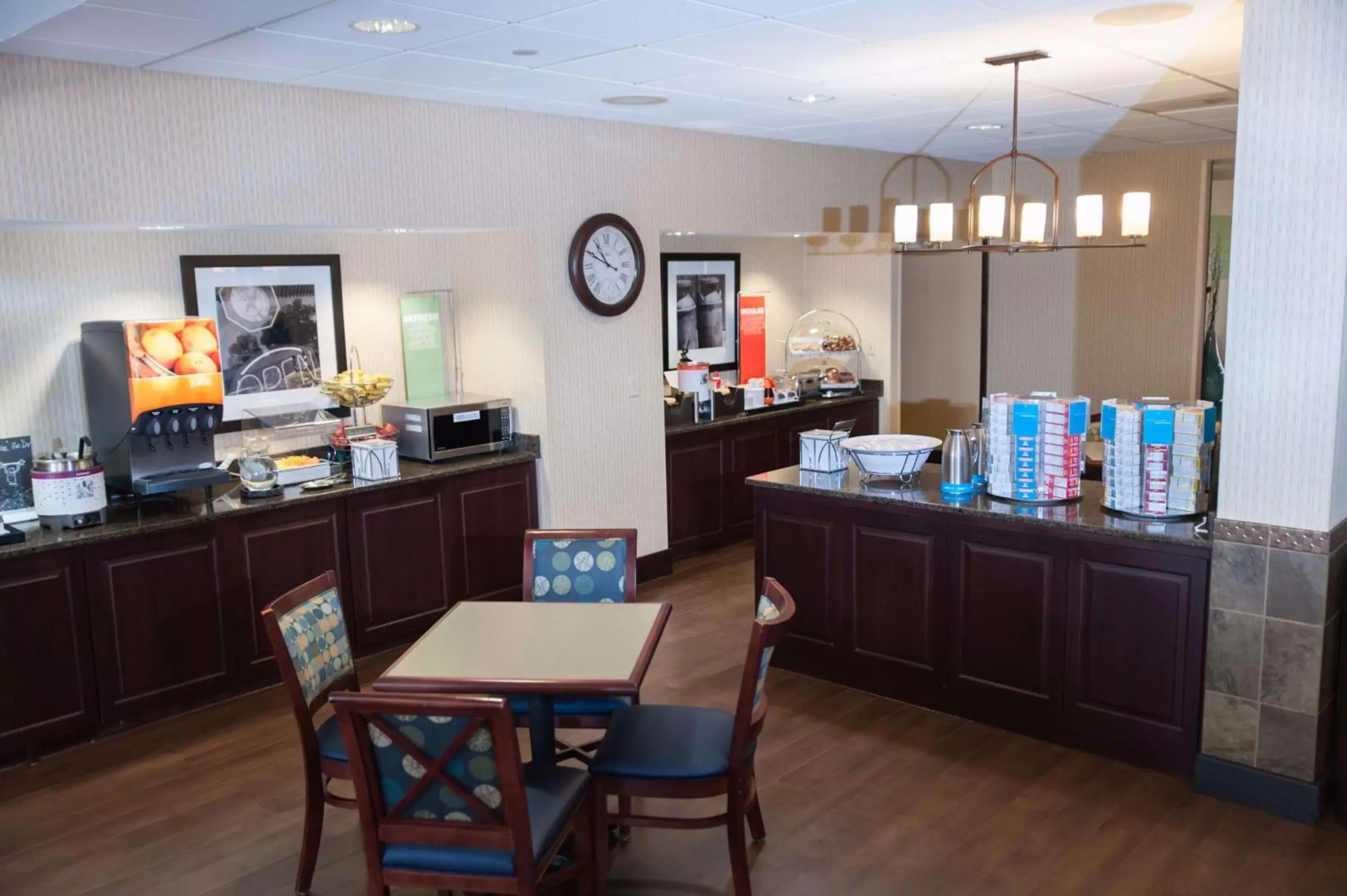 Dining area, Restaurant/Places to Eat in Hampton Inn - North Platte