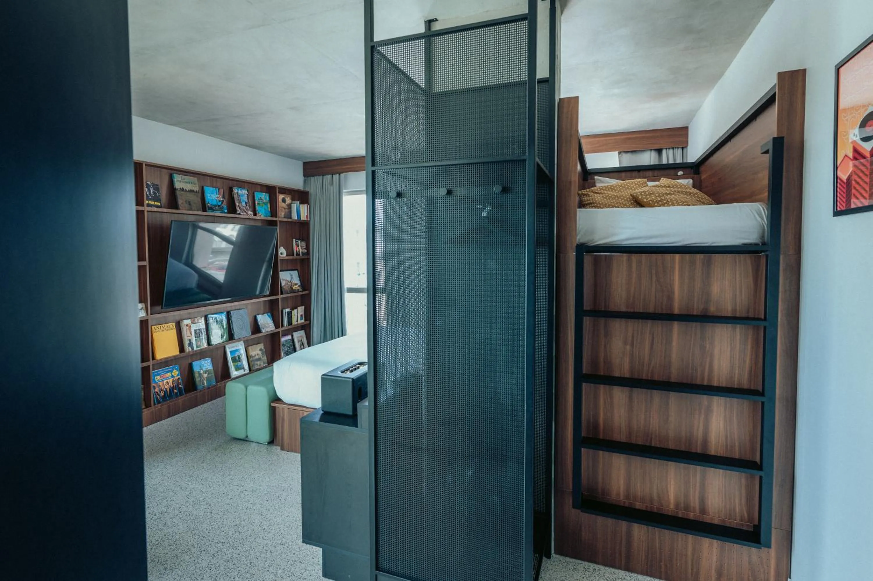 Photo of the whole room in JOST Hôtel Bordeaux Centre Gare Saint Jean