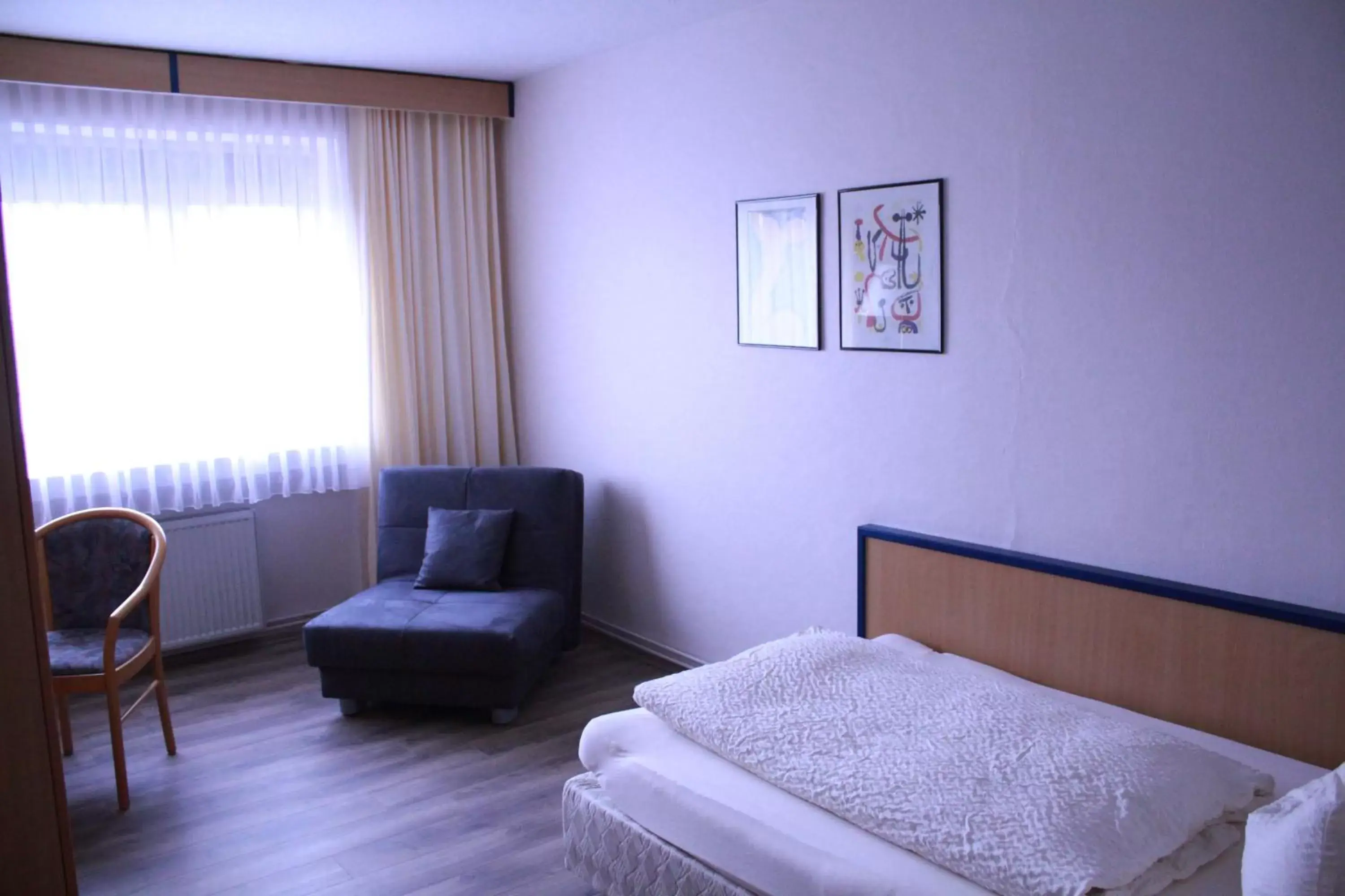 Single Room in Hotel am Schloss Broich Single Room in Hotel am Schloss Broich