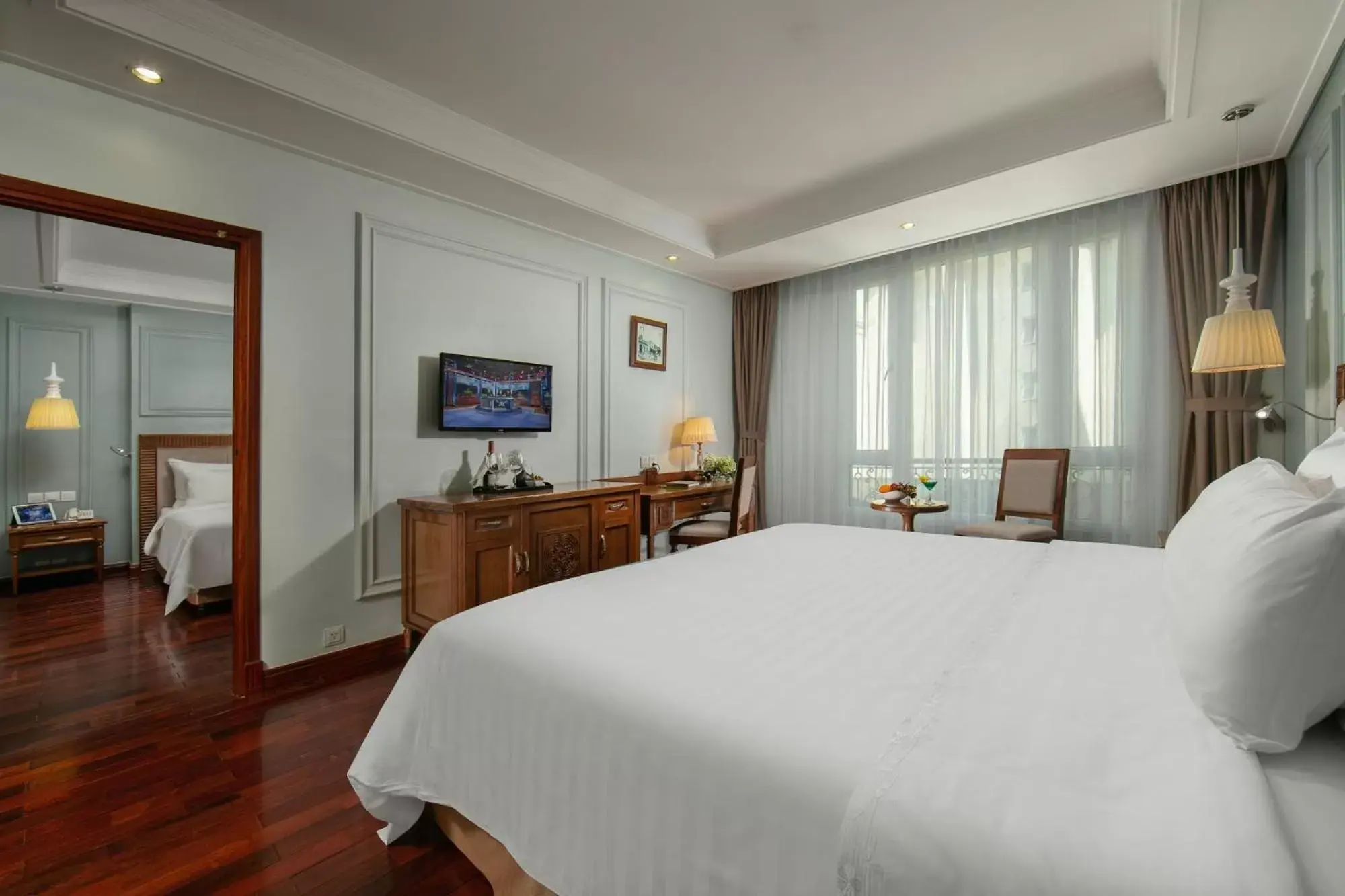 Photo of the whole room, Bed in Hanoi Pearl Hotel